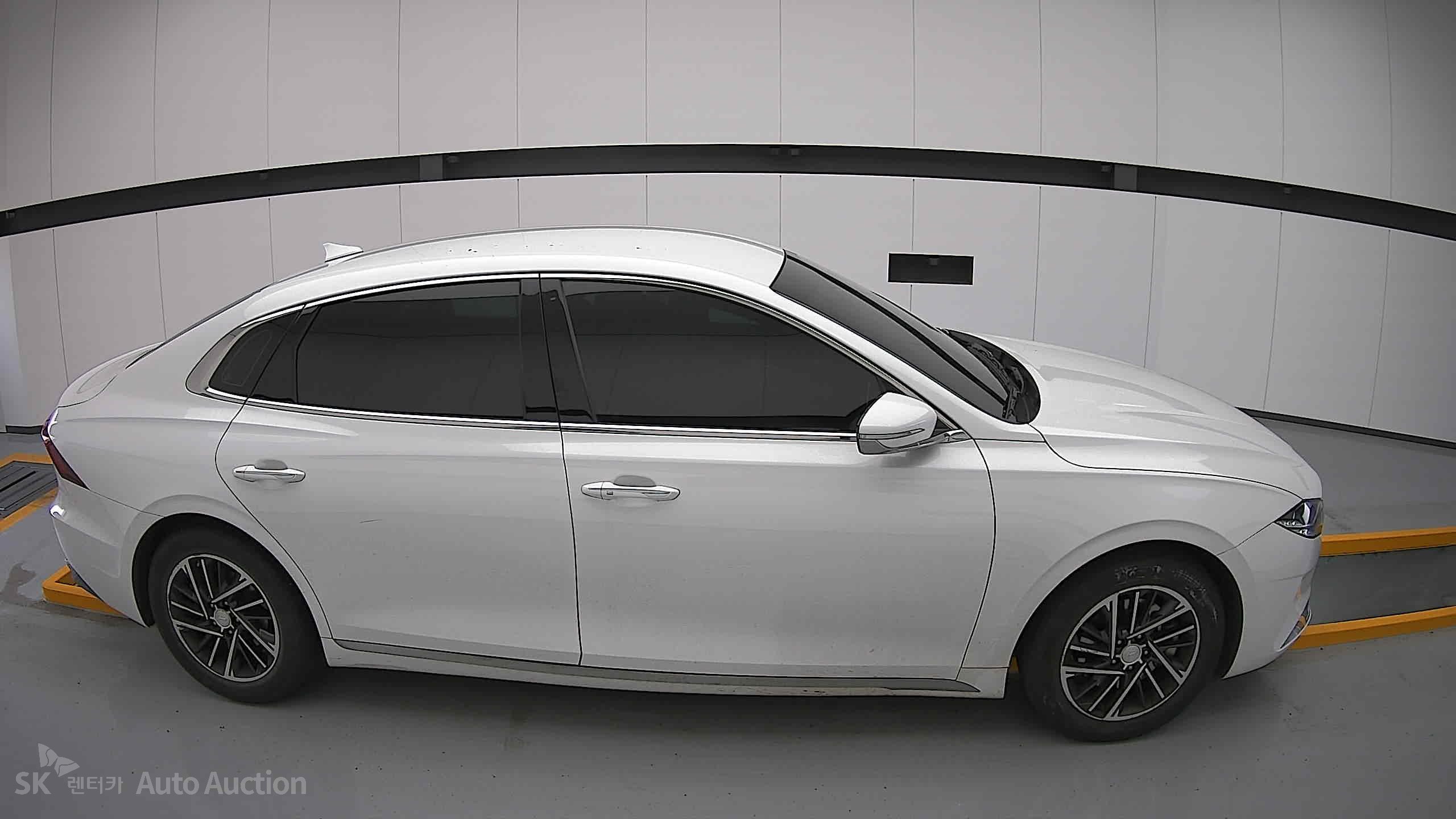 2022 - hyundai grandeur