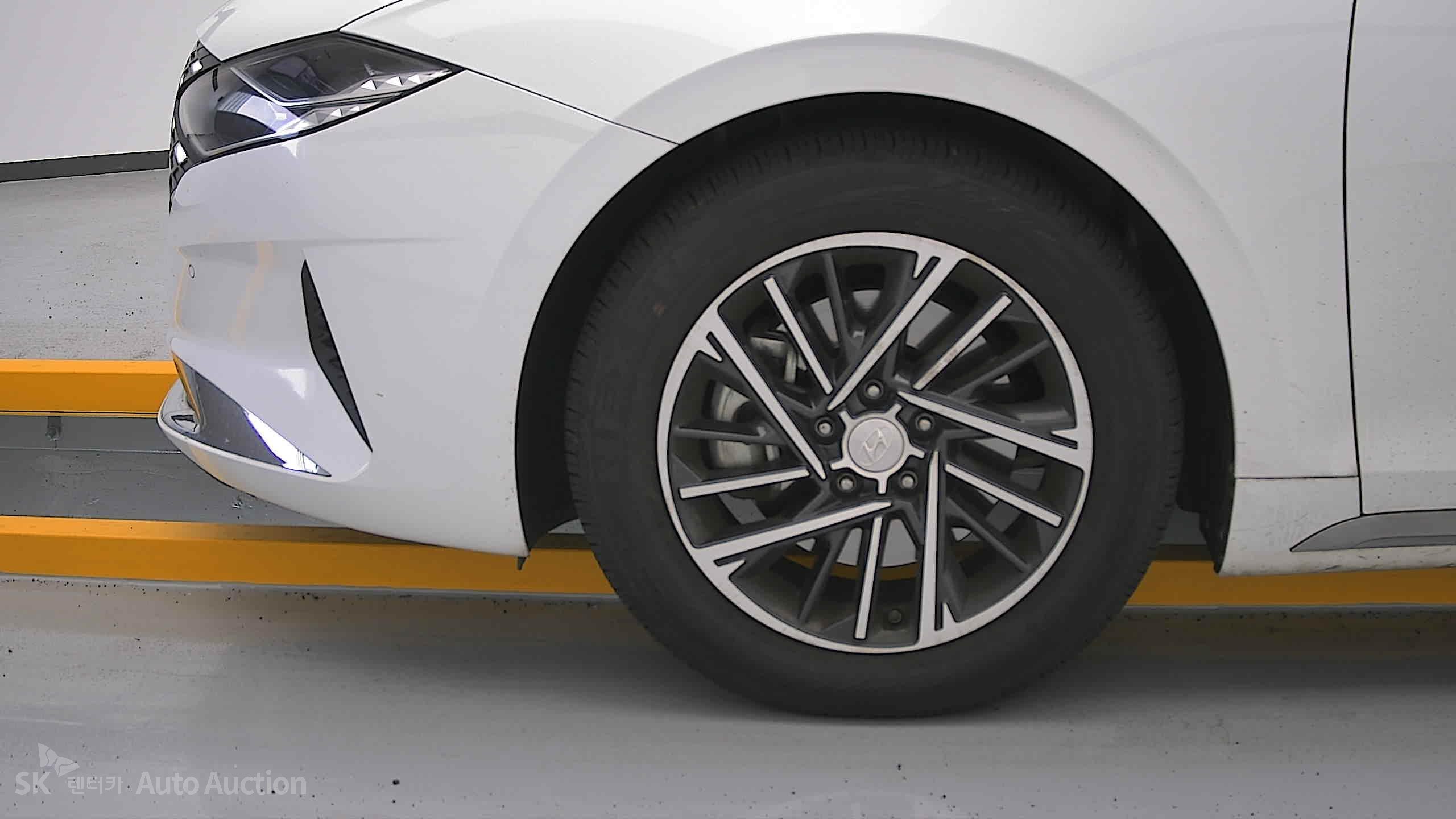2022 - hyundai grandeur