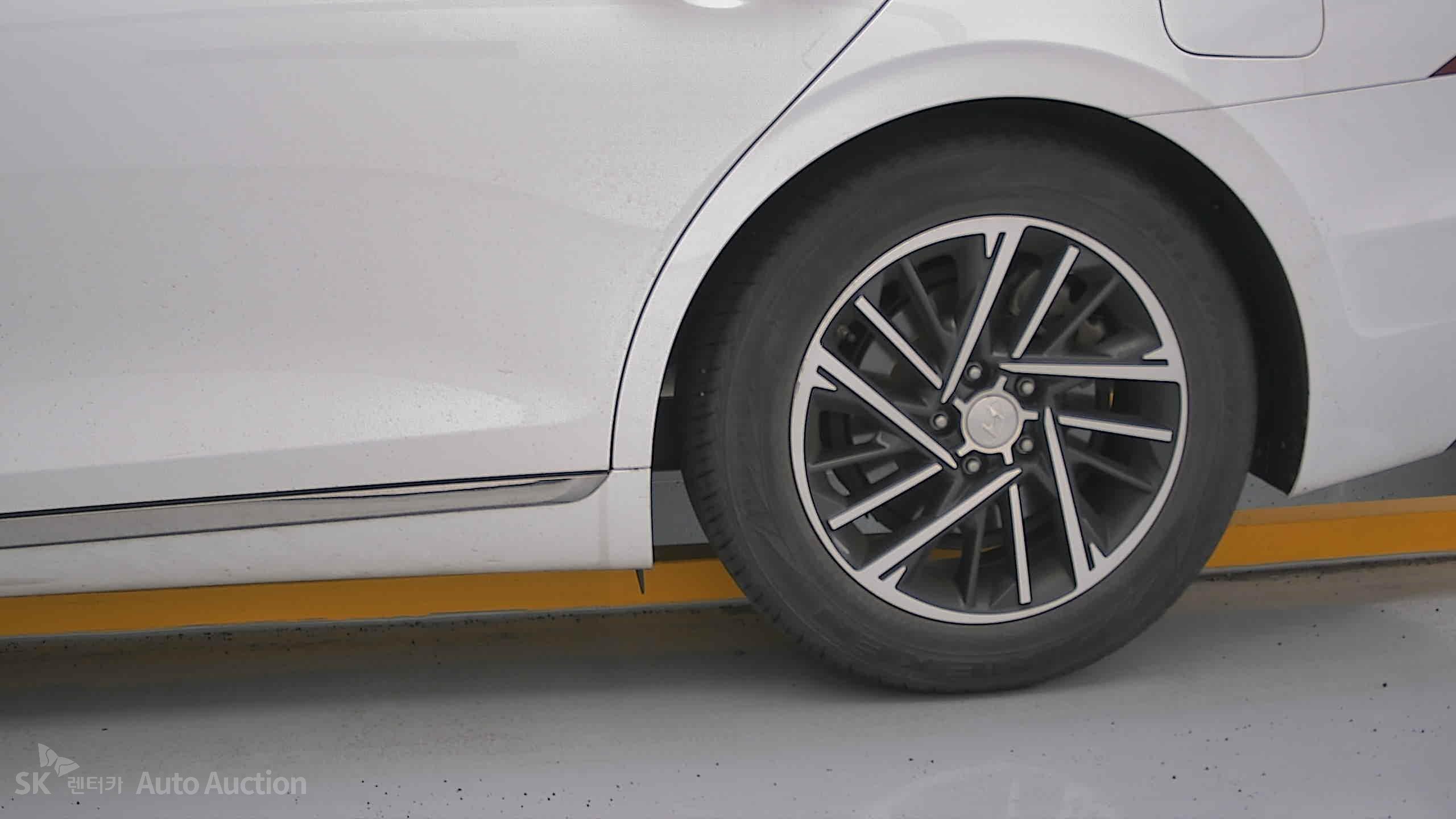 2022 - hyundai grandeur