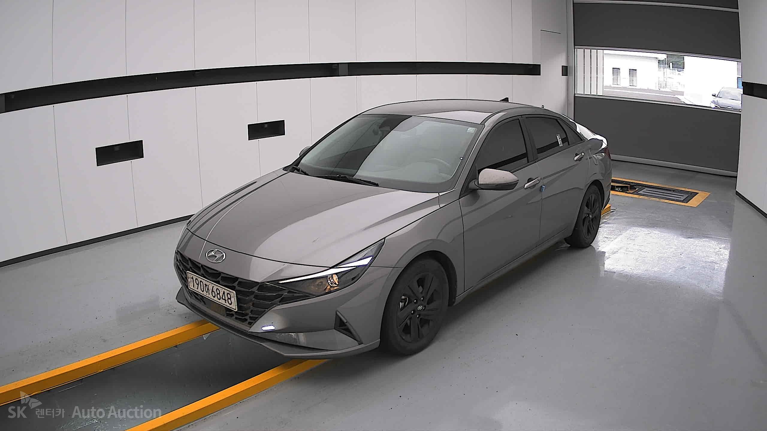 2022 - hyundai avante
