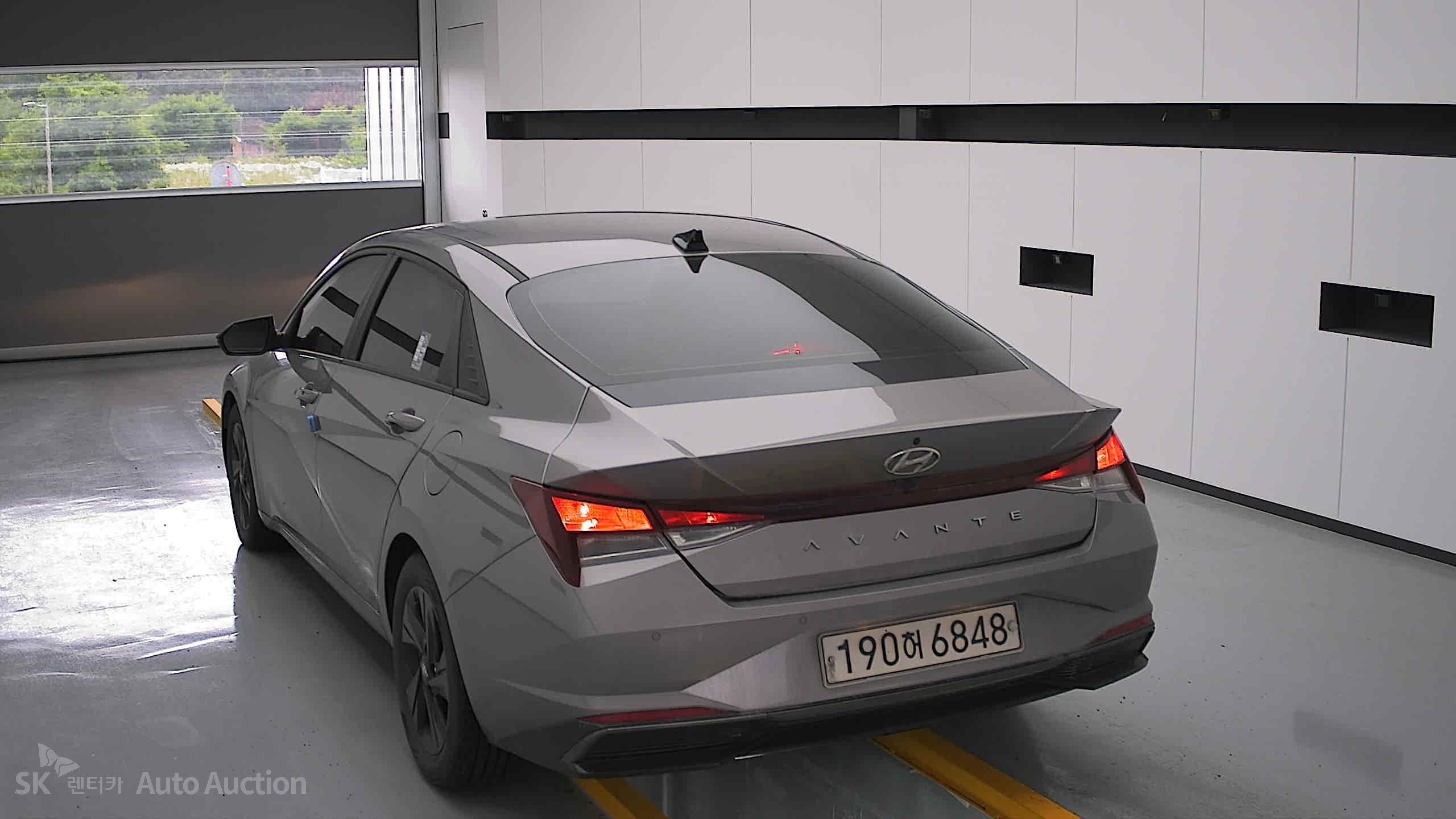 2022 - hyundai avante