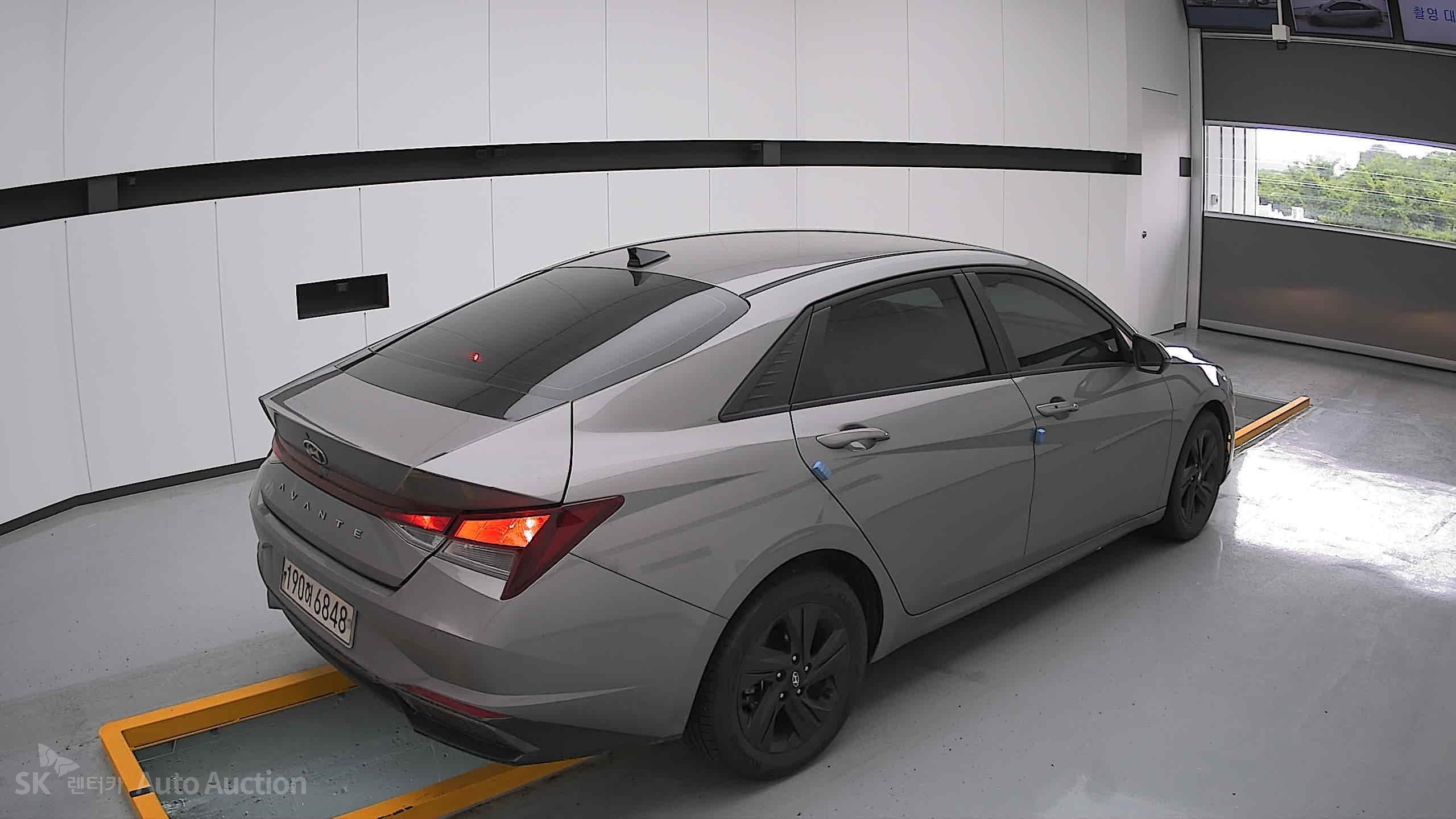 2022 - hyundai avante