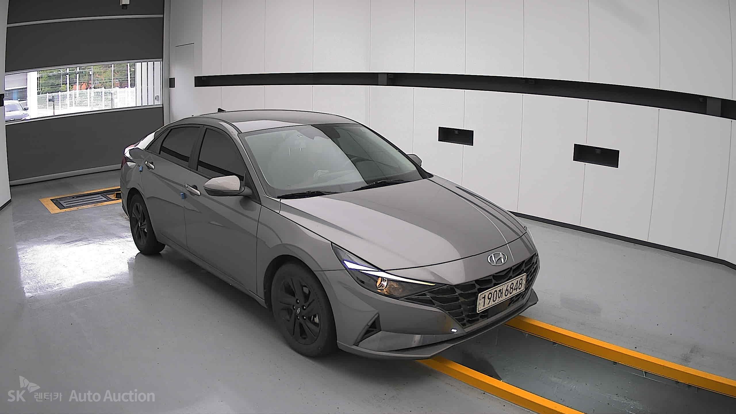 2022 - hyundai avante