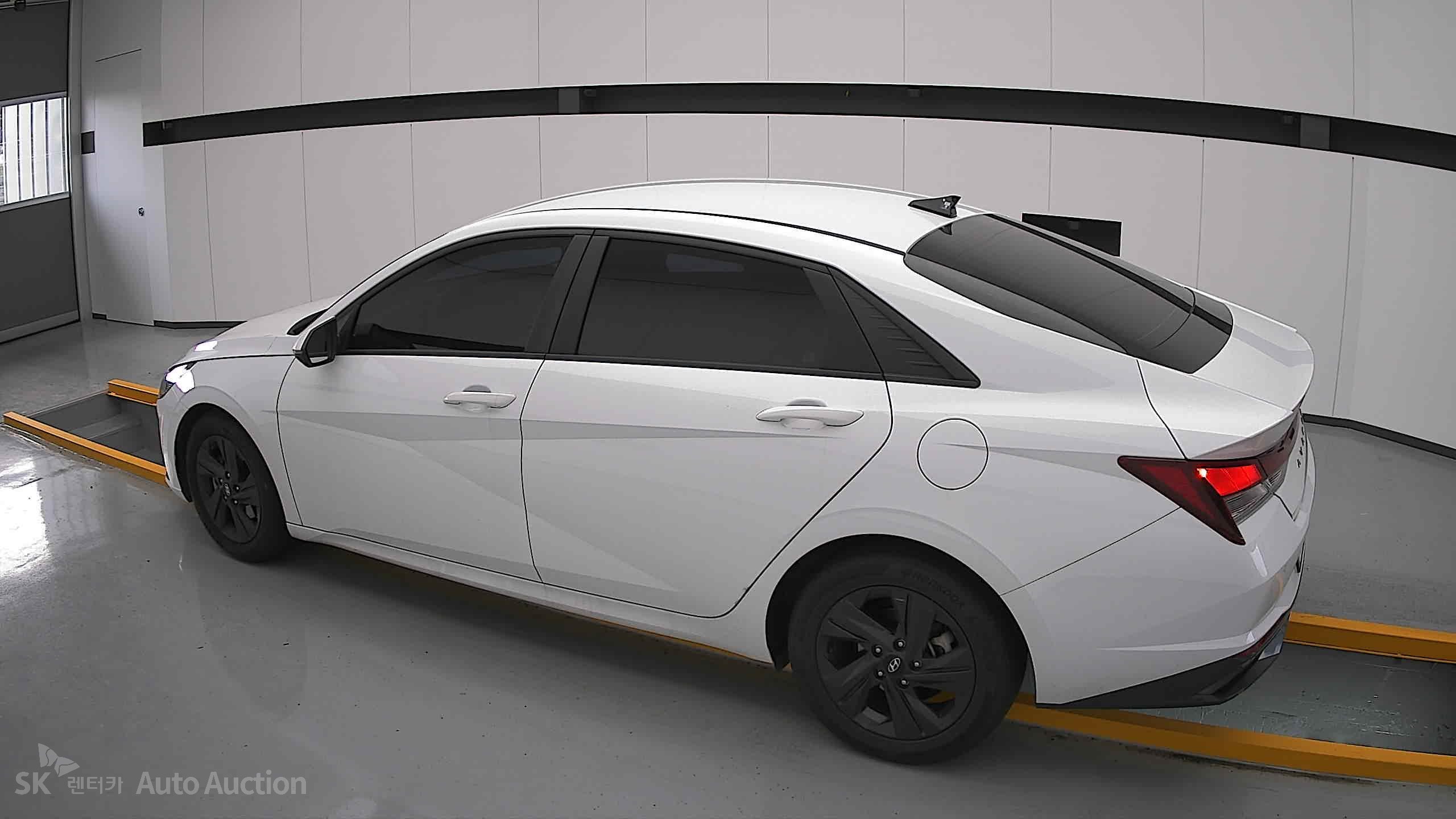 2023 - hyundai avante