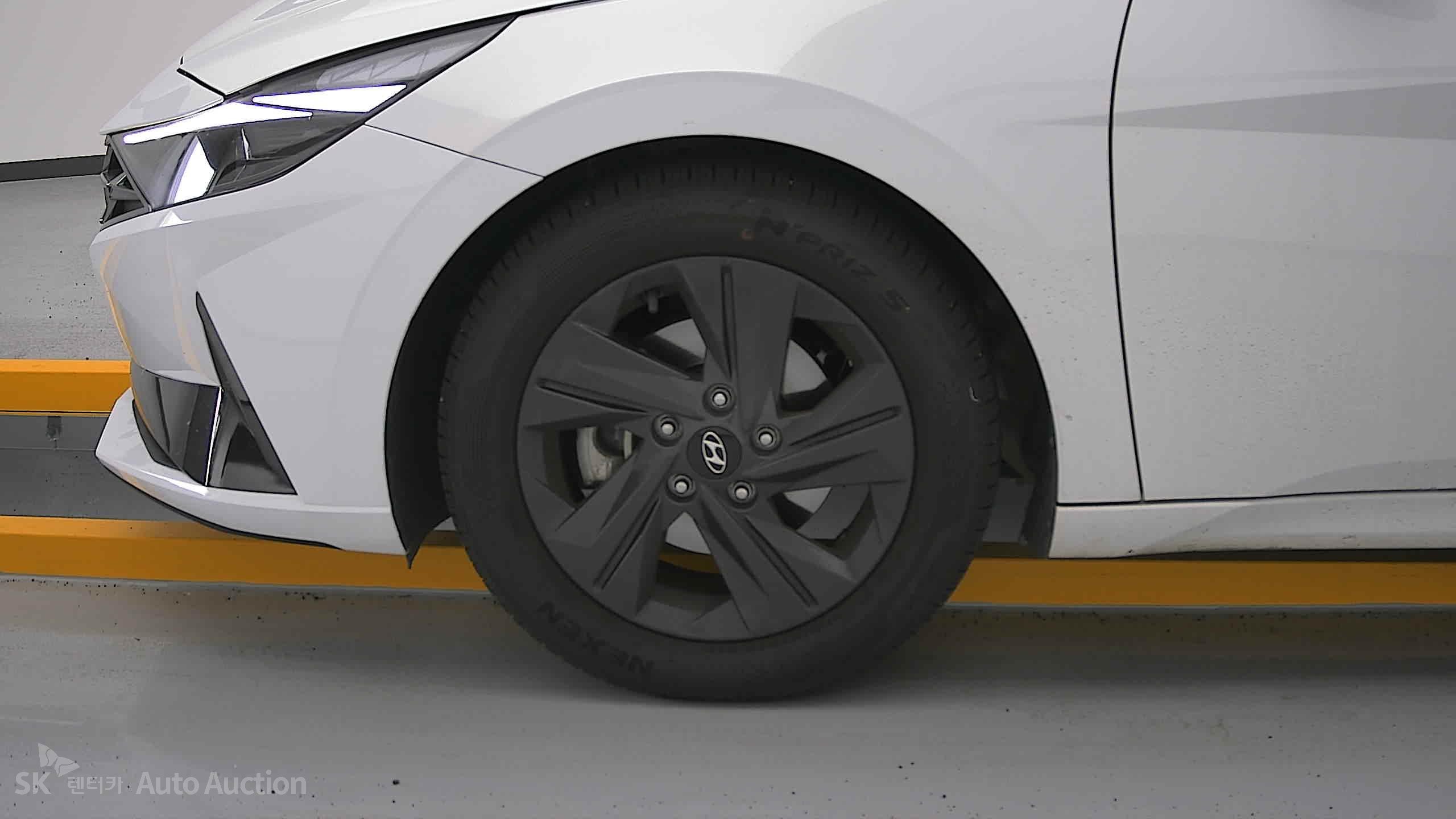 2023 - hyundai avante