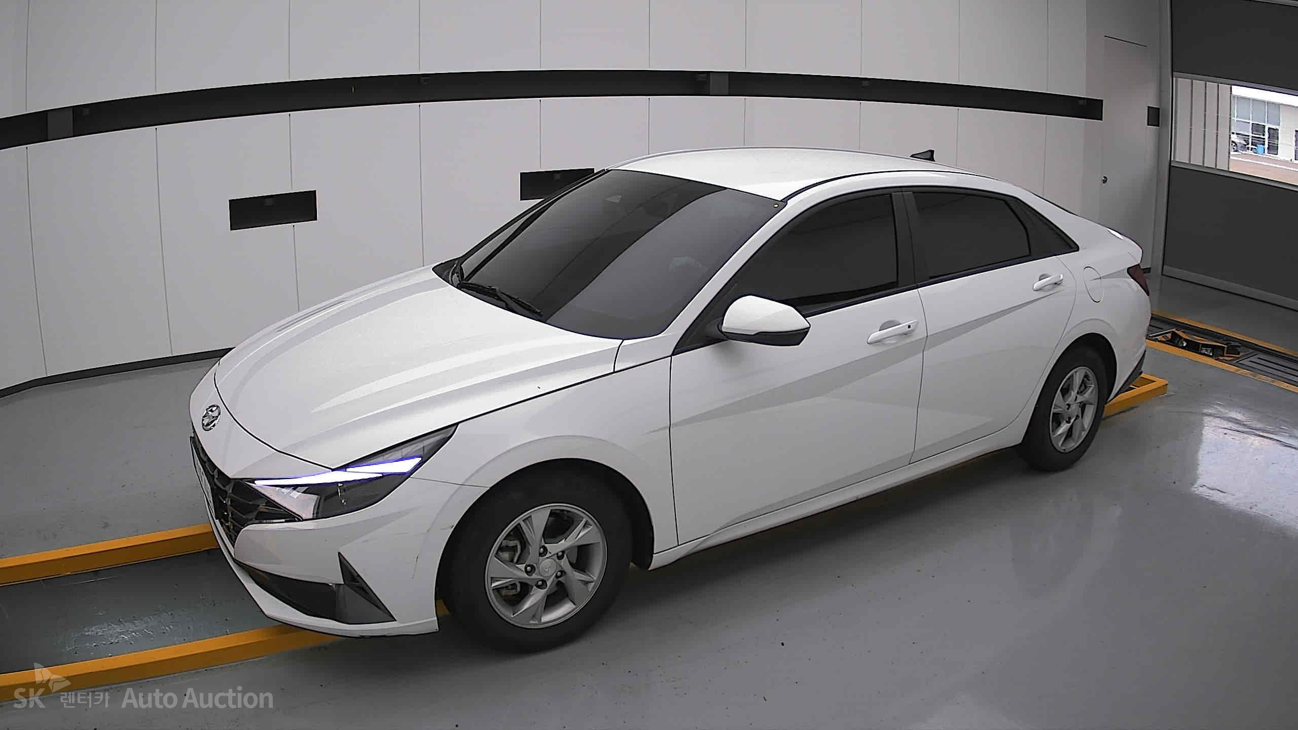 2023 - hyundai avante
