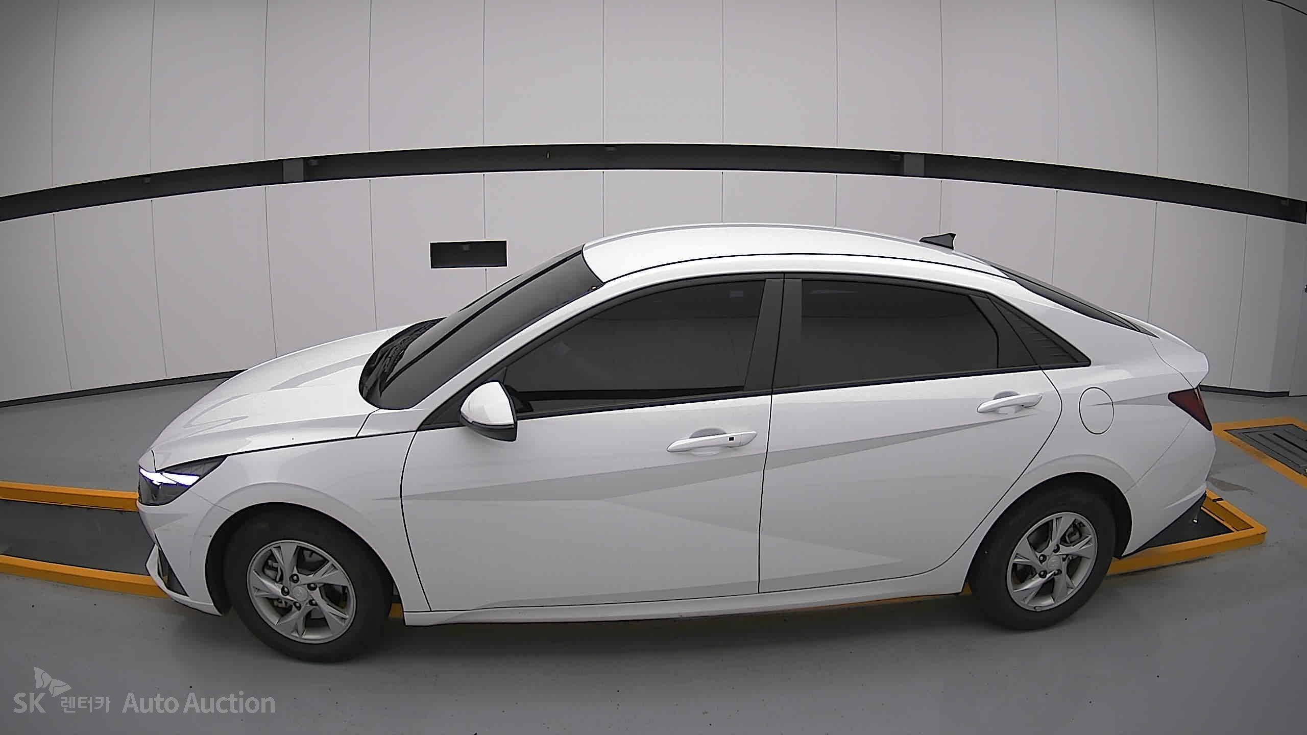 2023 - hyundai avante