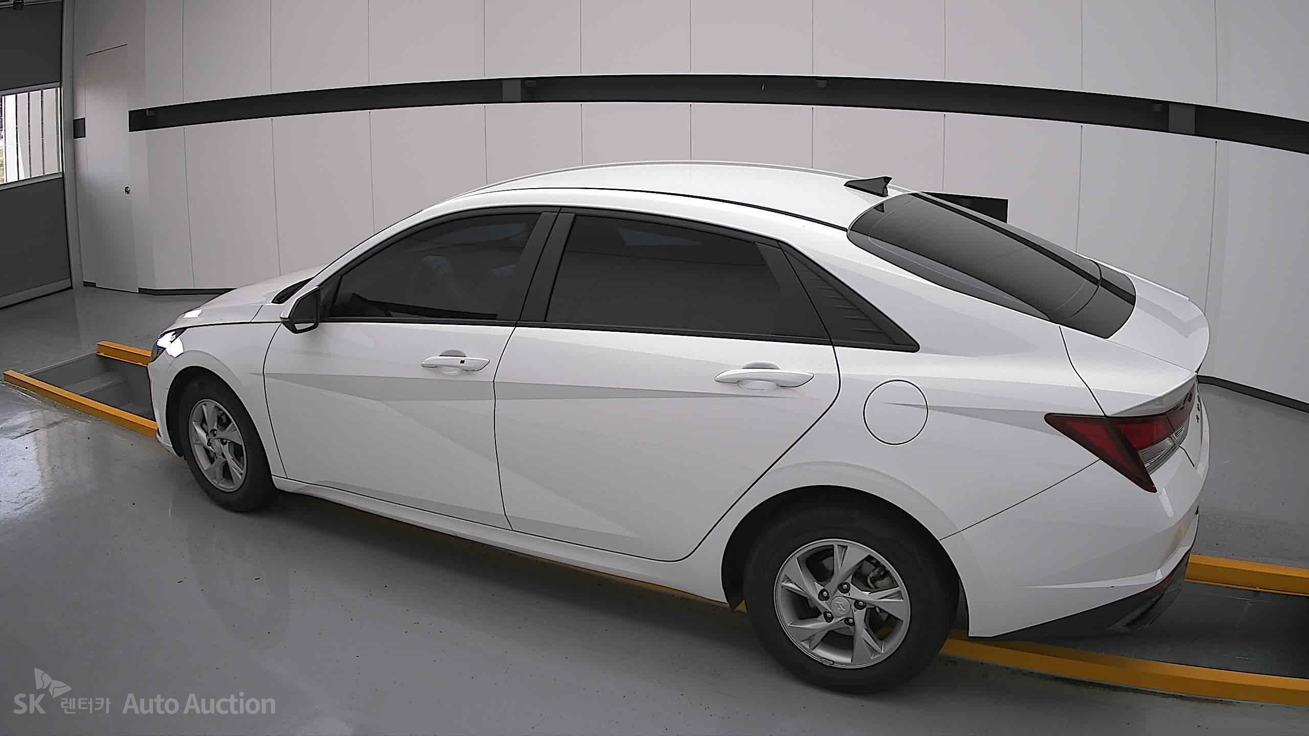 2023 - hyundai avante