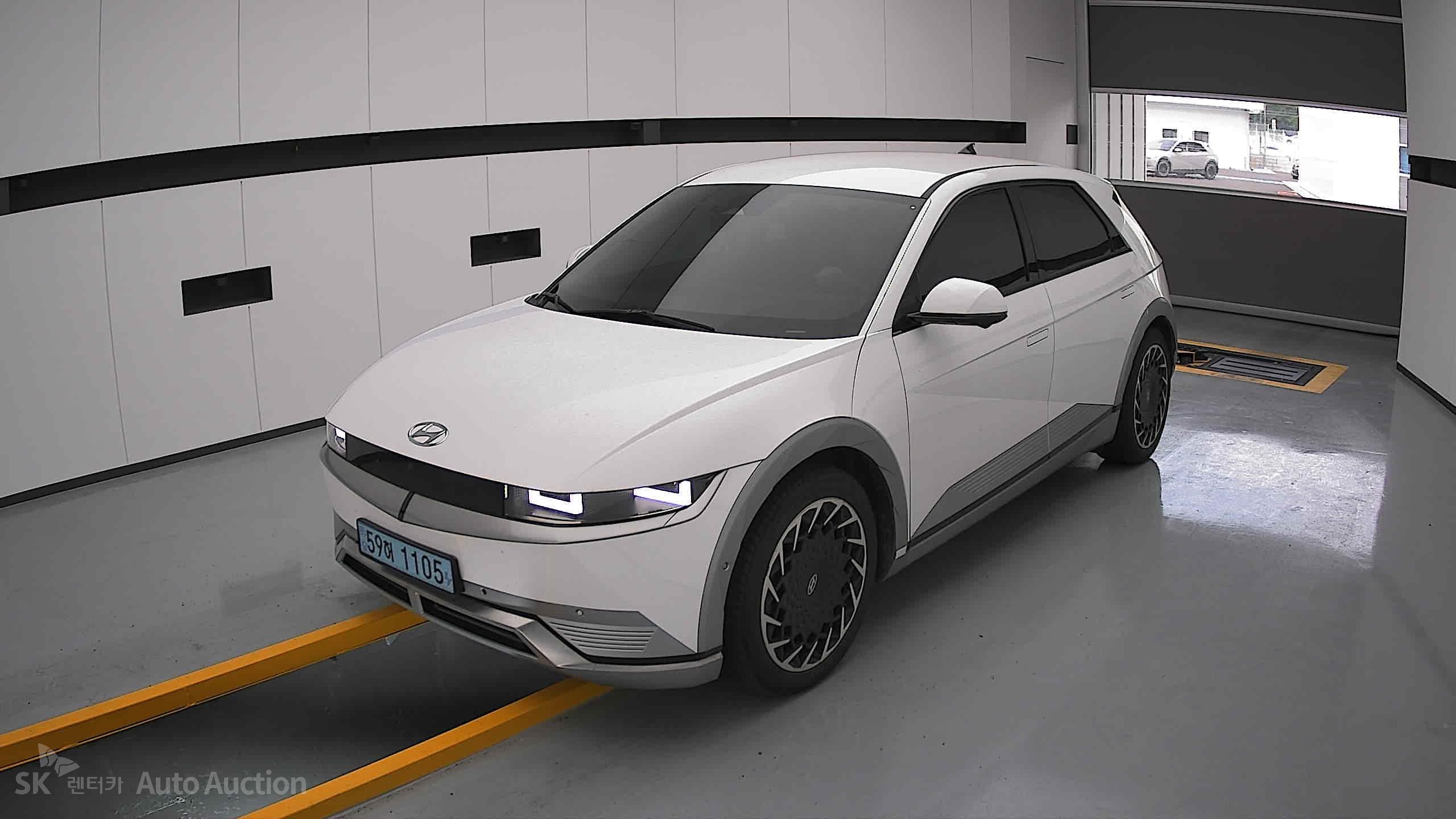 2022 - hyundai ioniq
