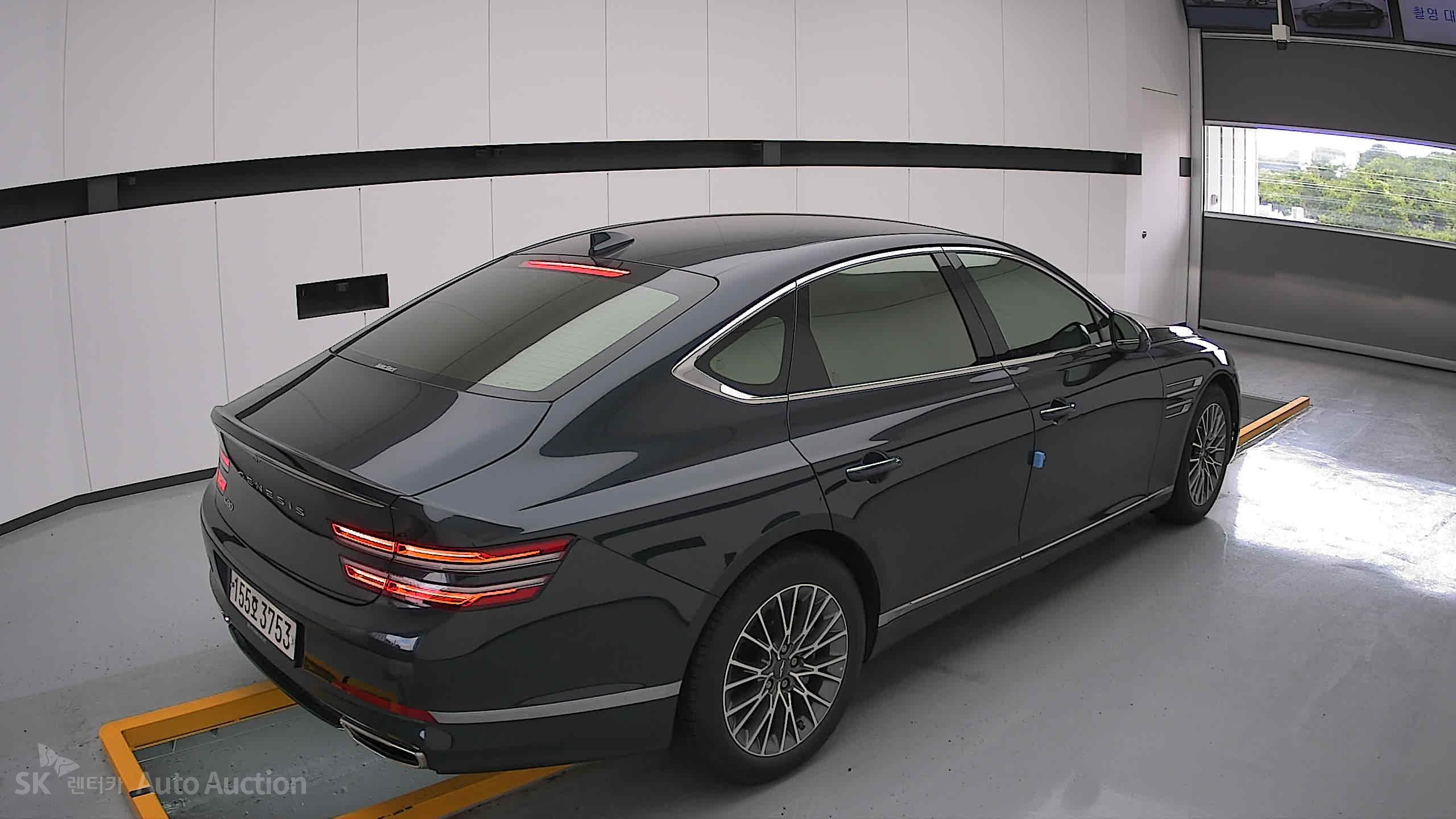 2022 - genesis g80