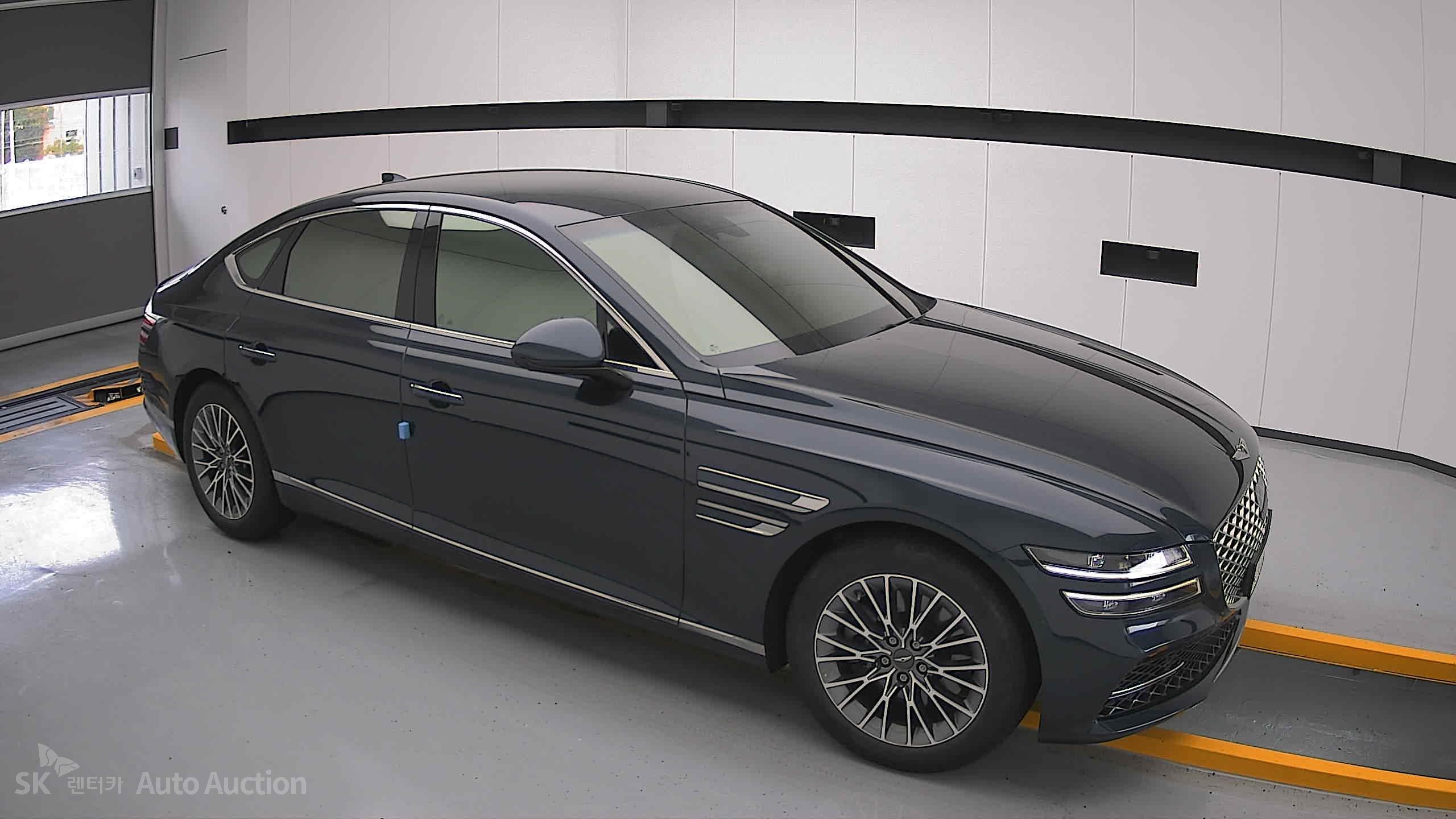 2022 - genesis g80