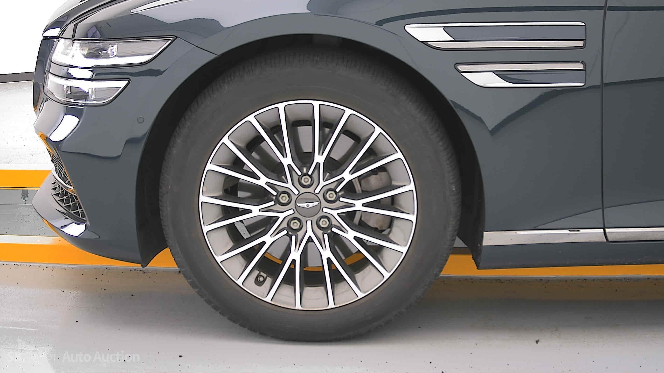 2022 - genesis g80