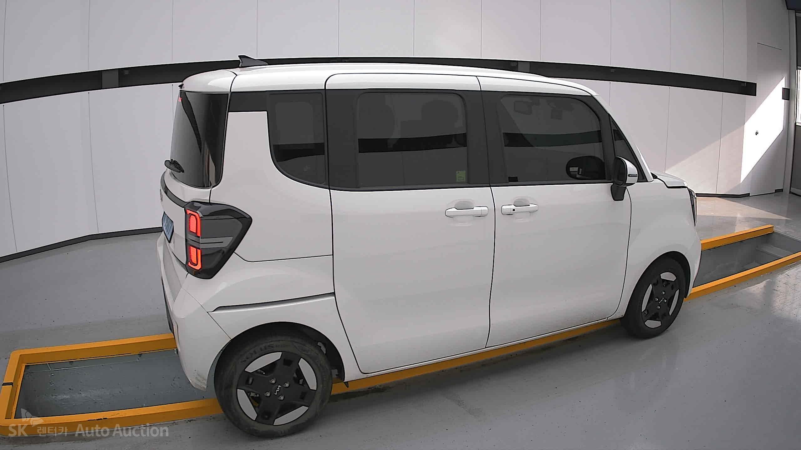 2024 - kia ray
