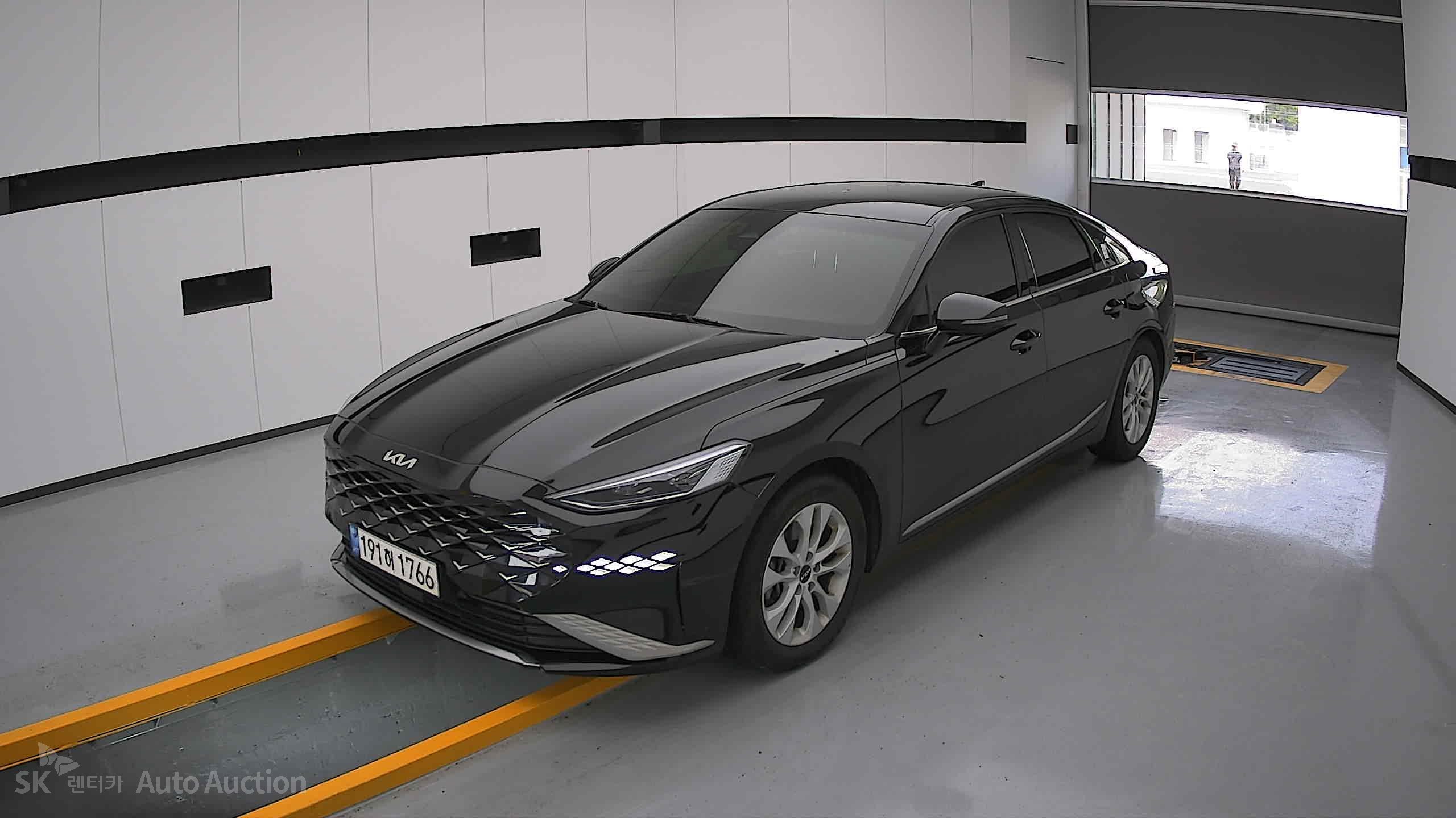 2022 - kia k8