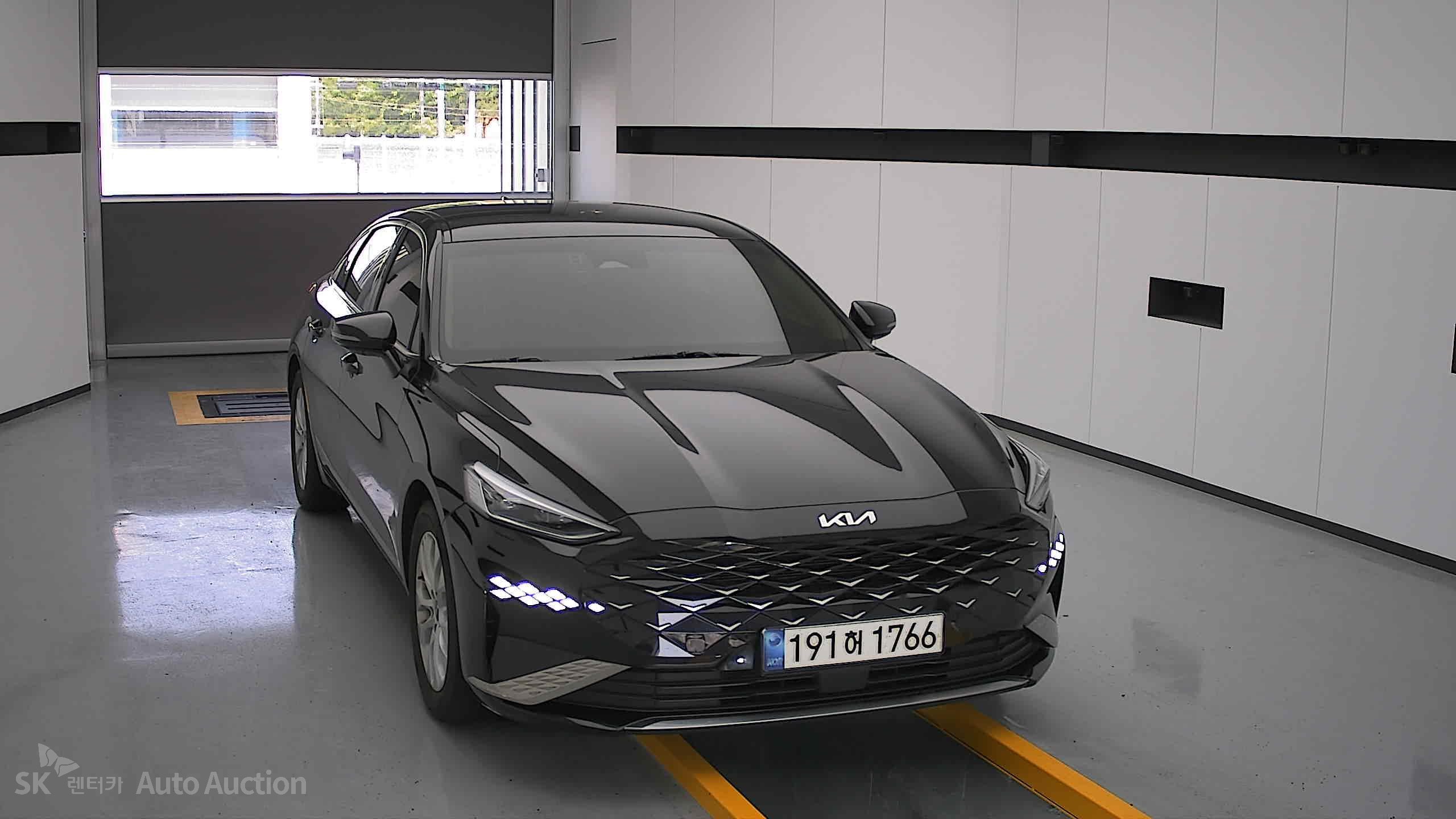 2022 - kia k8