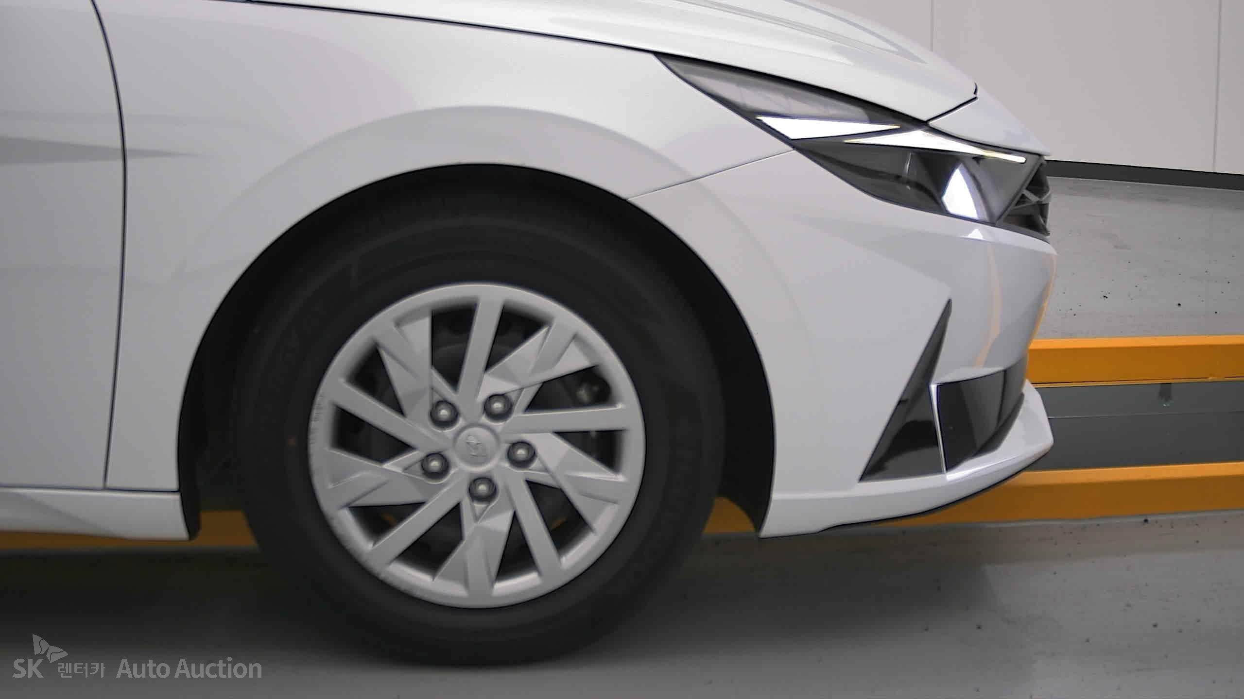 2021 - hyundai avante