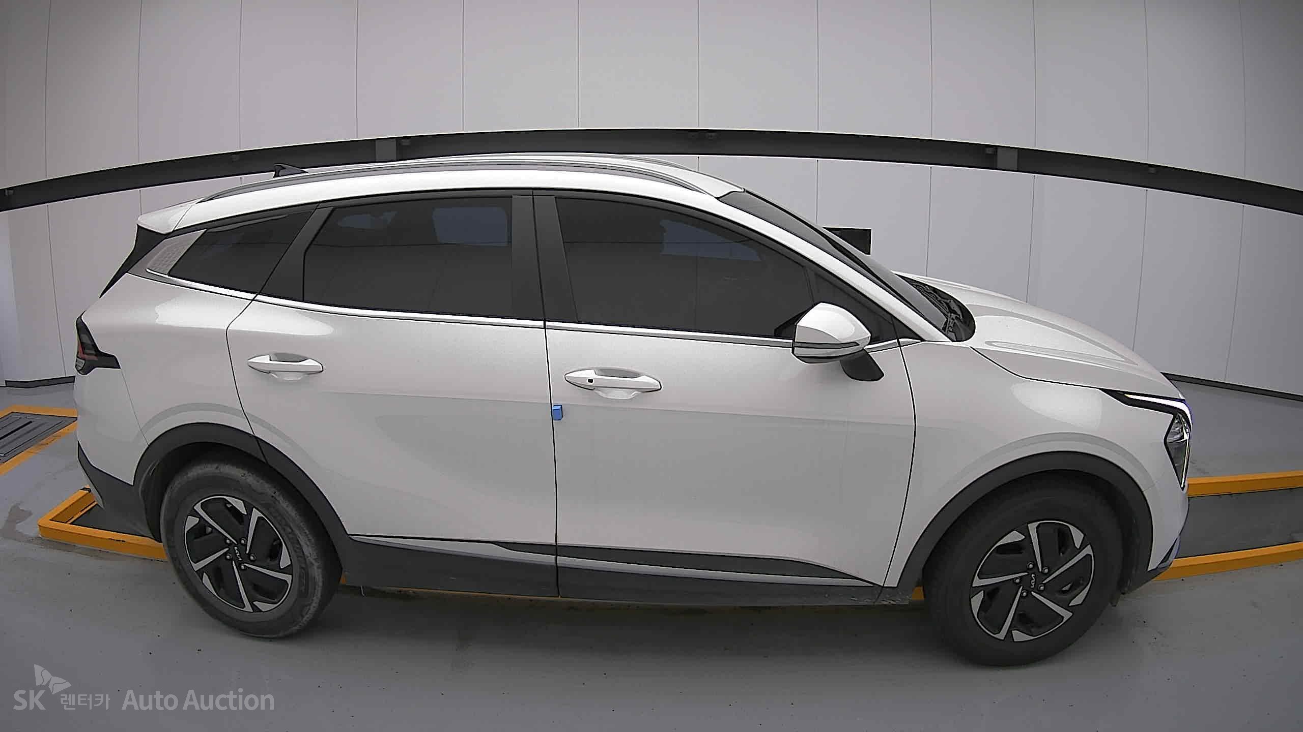 2023 - kia sportage