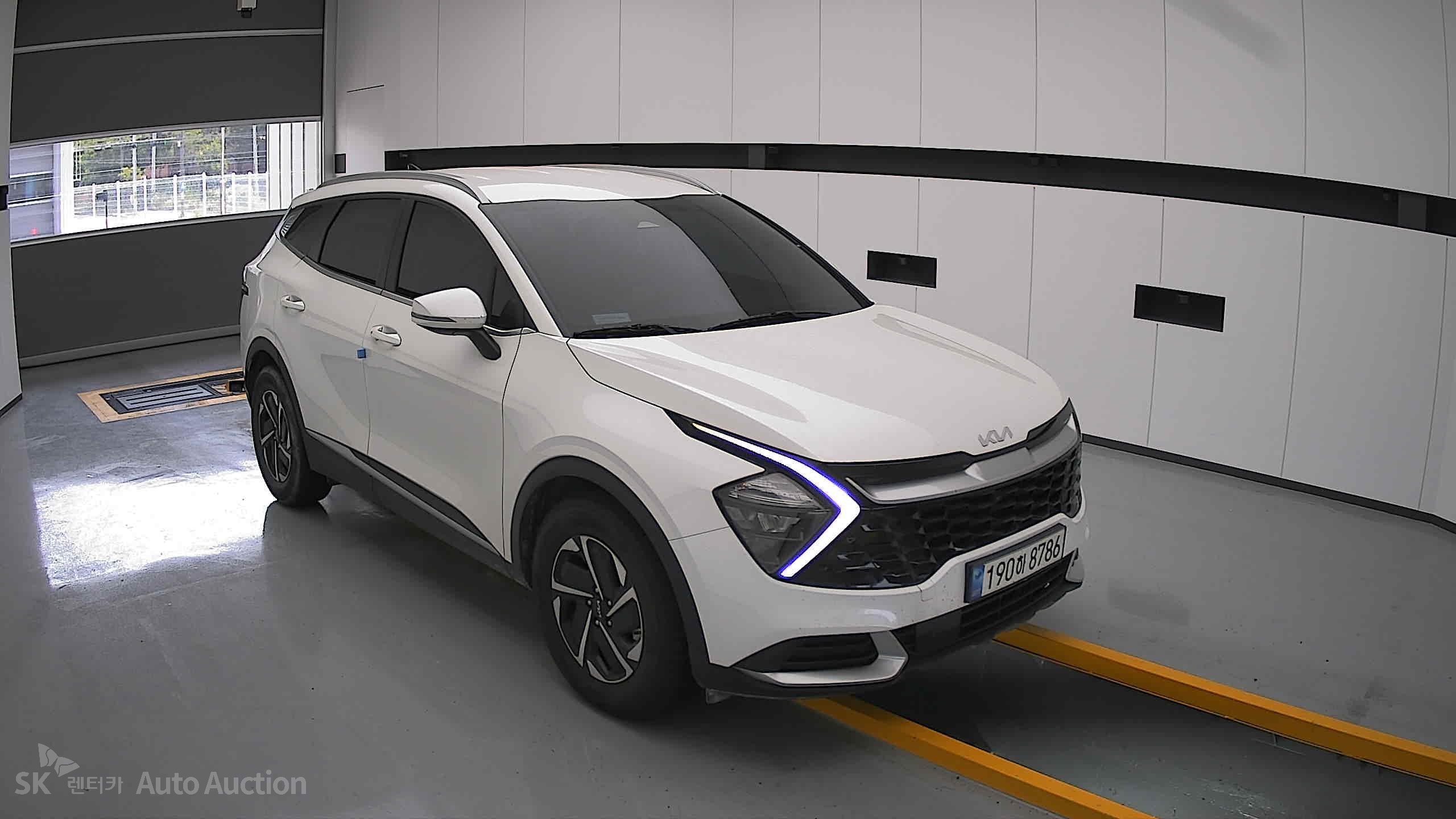 2023 - kia sportage