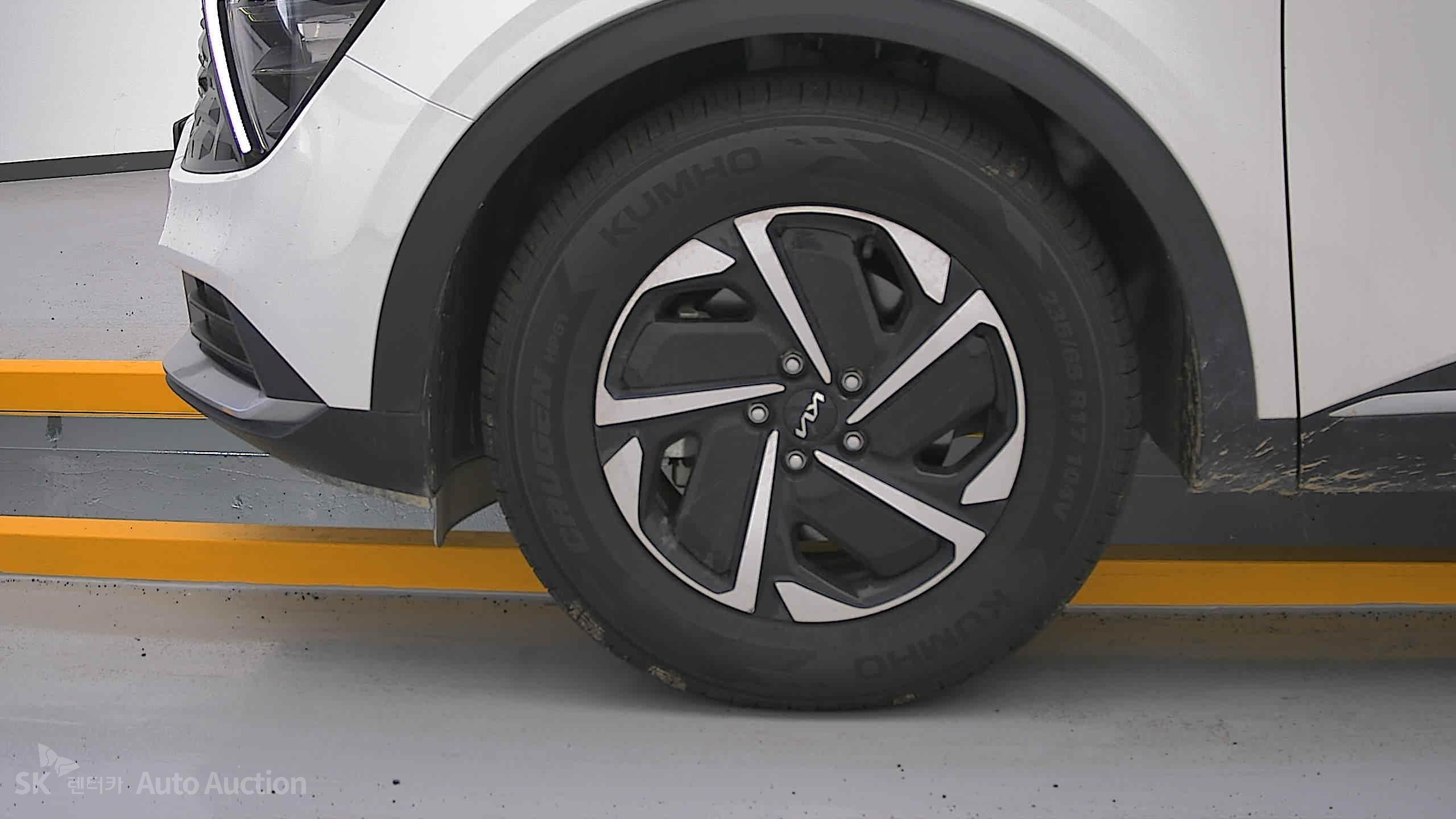 2023 - kia sportage