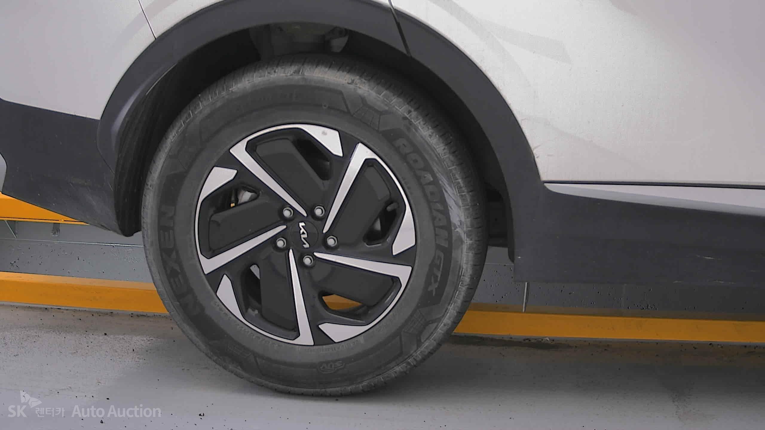 2023 - kia sportage