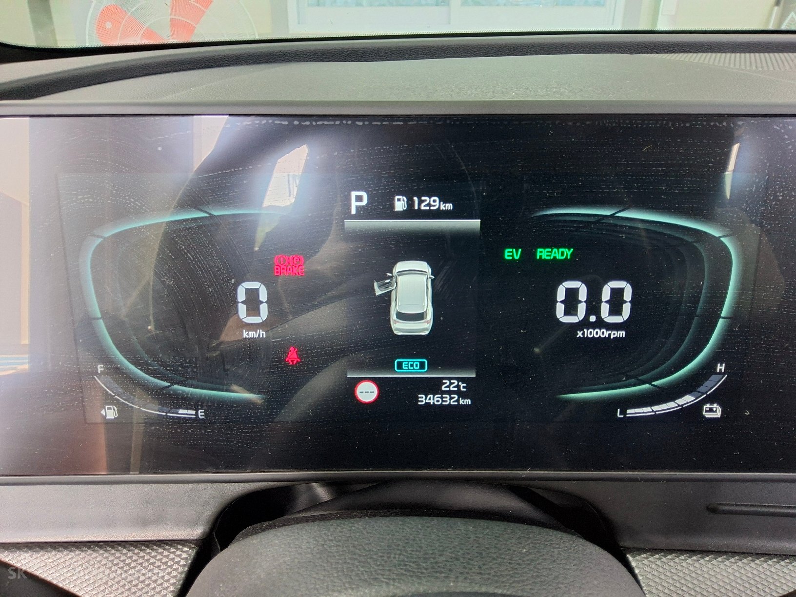 2023 - kia sportage