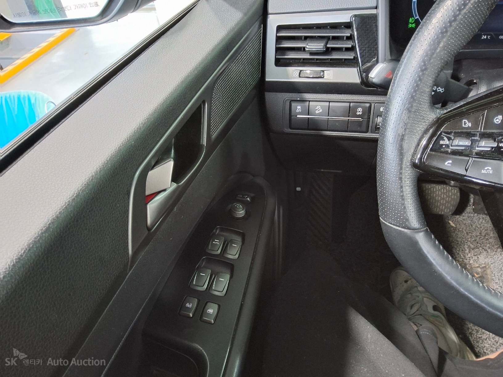 2023 - kg mobility (ssangyong) rexton