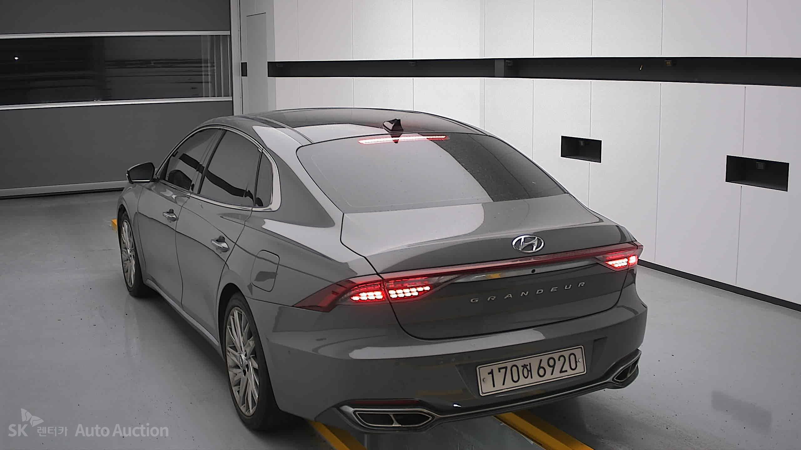 2021 - hyundai grandeur