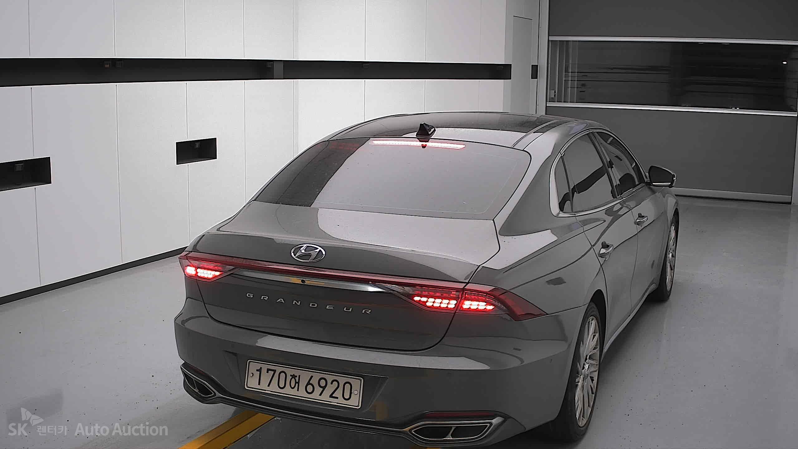 2021 - hyundai grandeur
