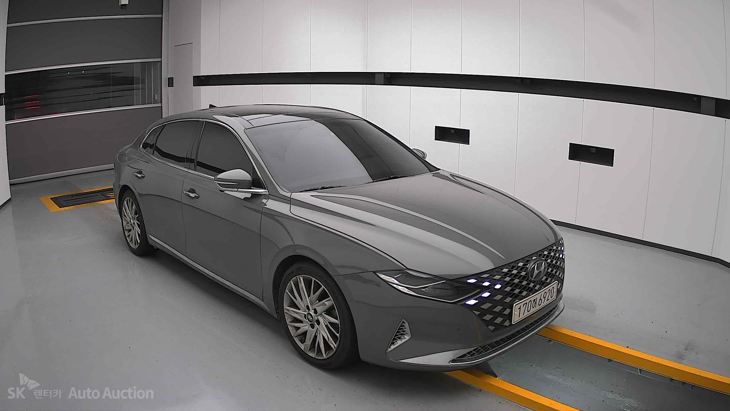 2021 - hyundai grandeur