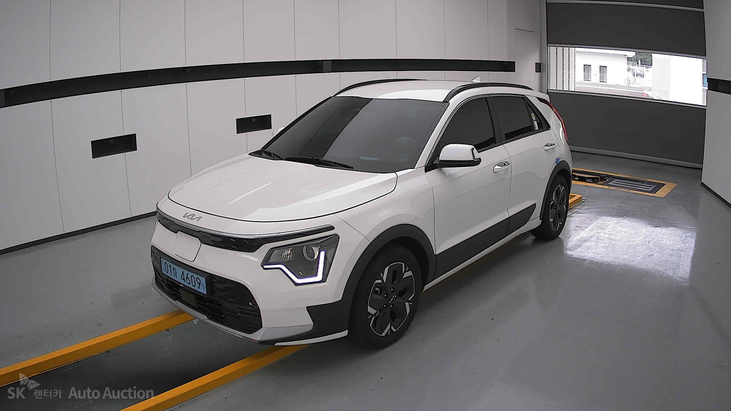 2023 - kia niro ev