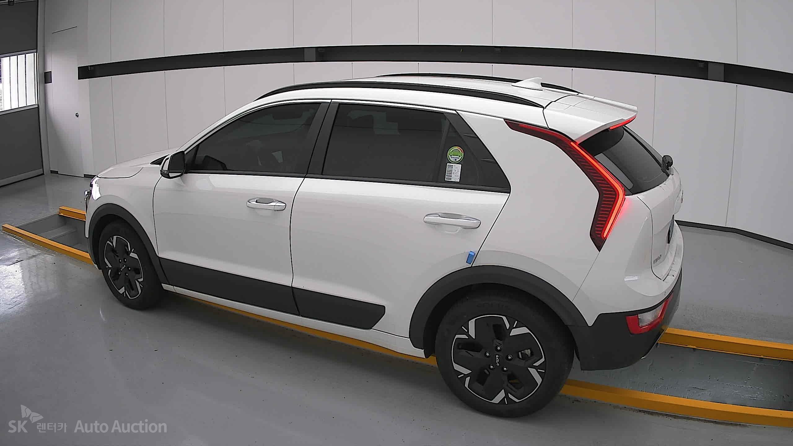 2023 - kia niro ev