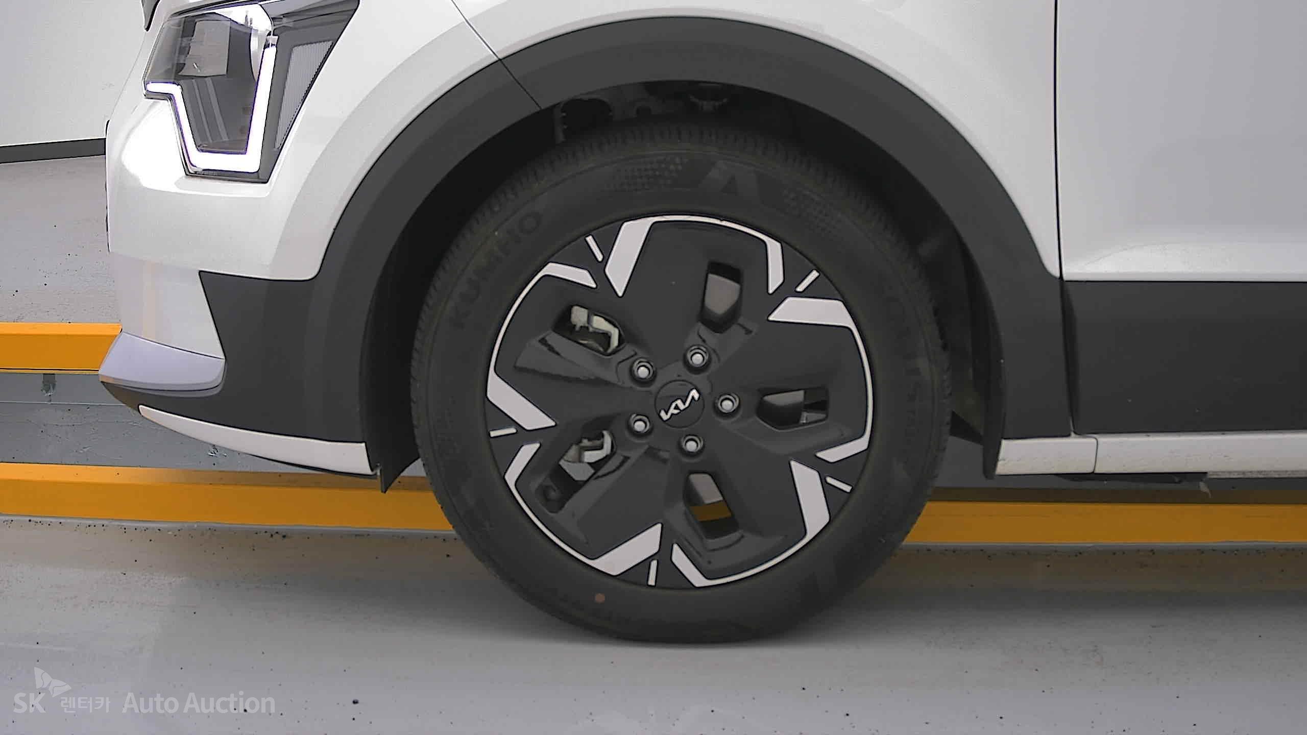 2023 - kia niro ev