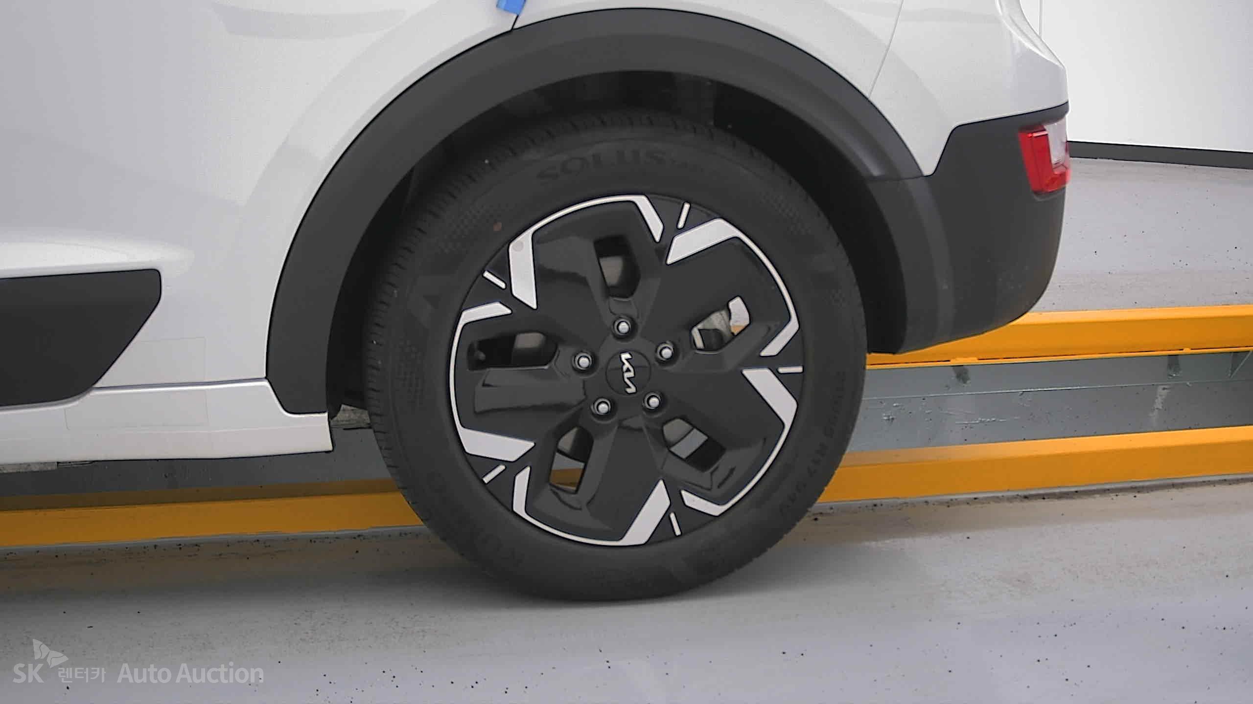 2023 - kia niro ev