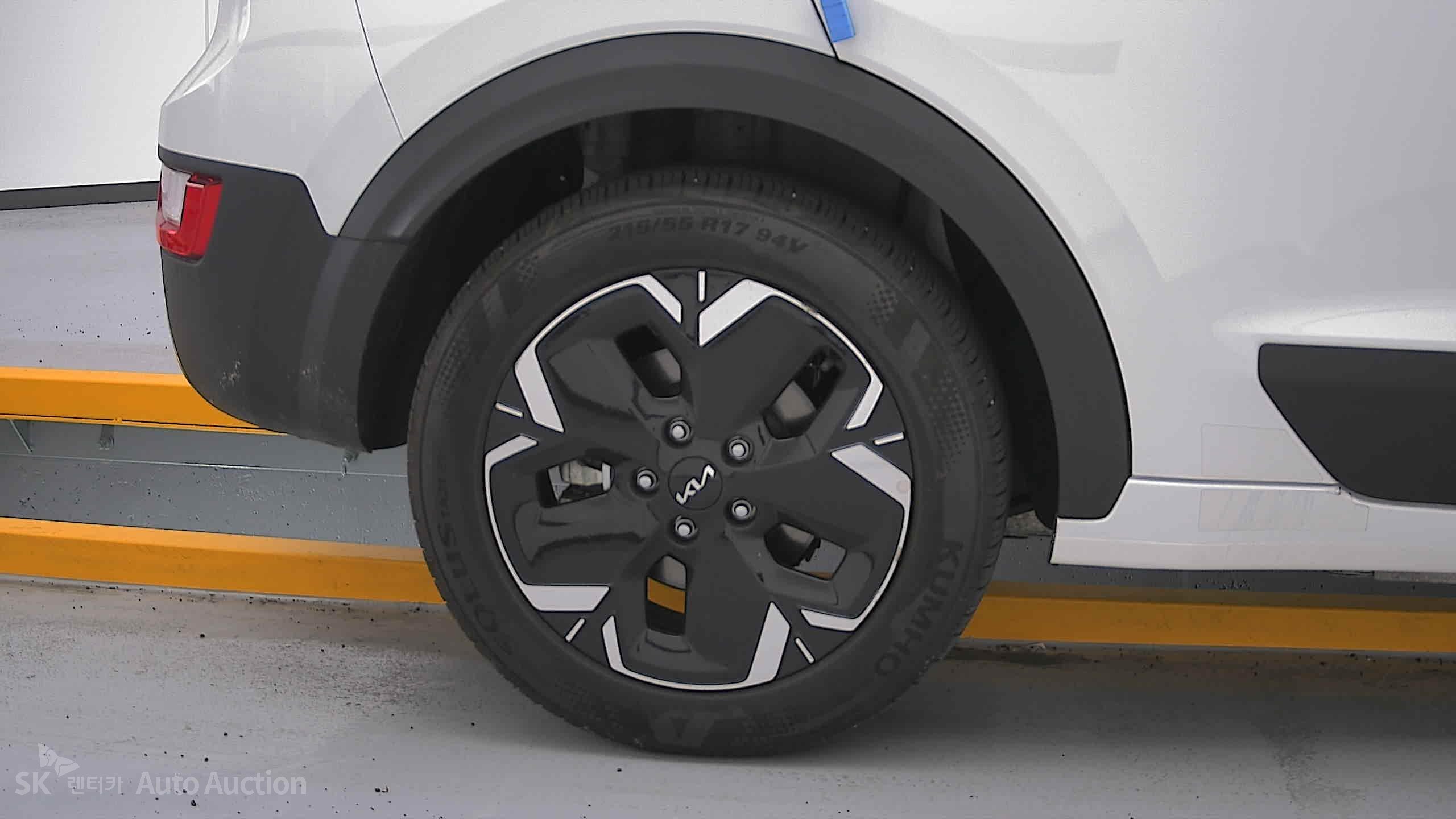 2023 - kia niro ev