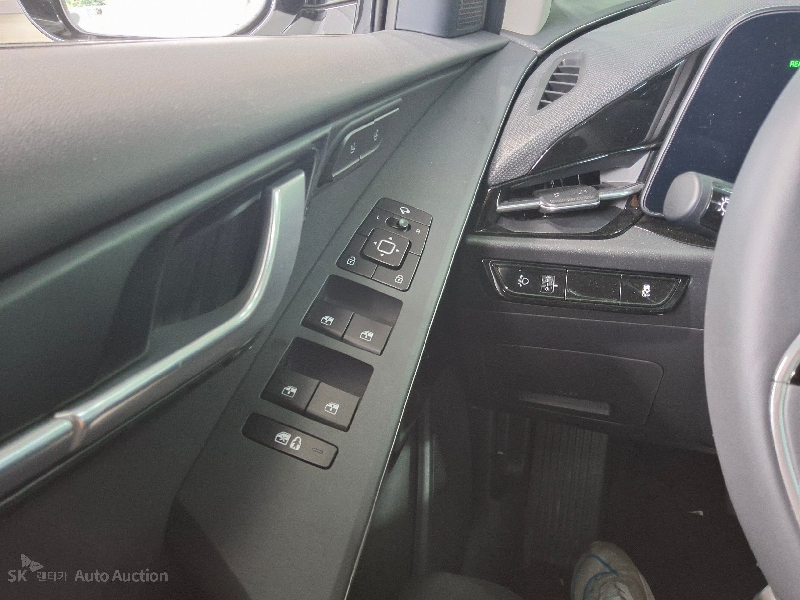 2023 - kia niro ev