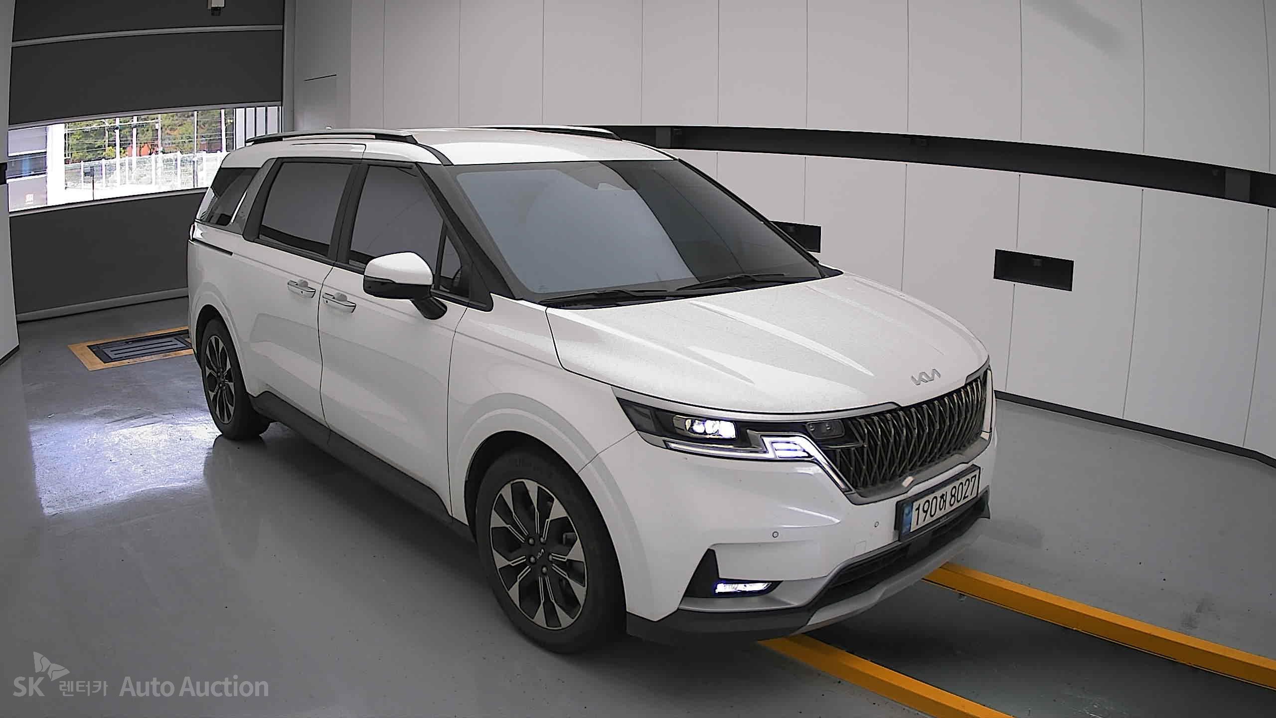 2022 - kia carnival