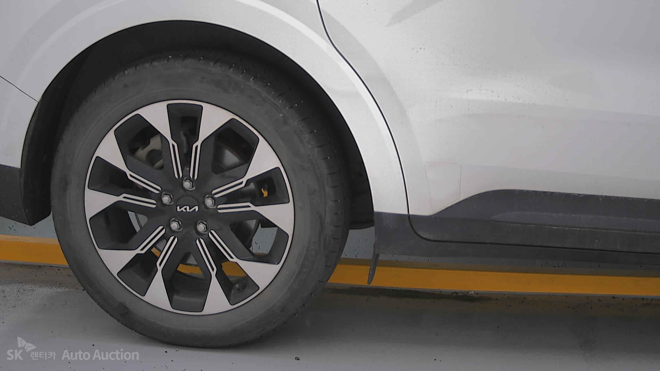 2022 - kia carnival