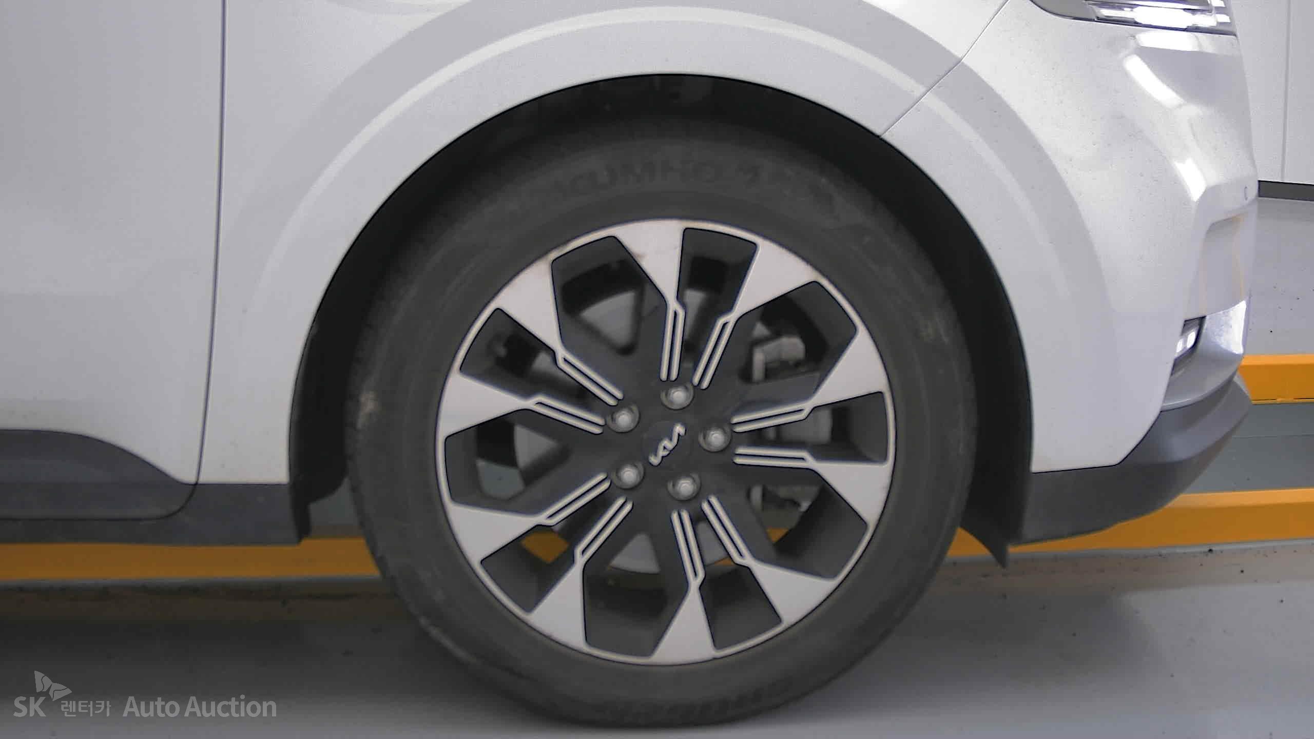 2022 - kia carnival