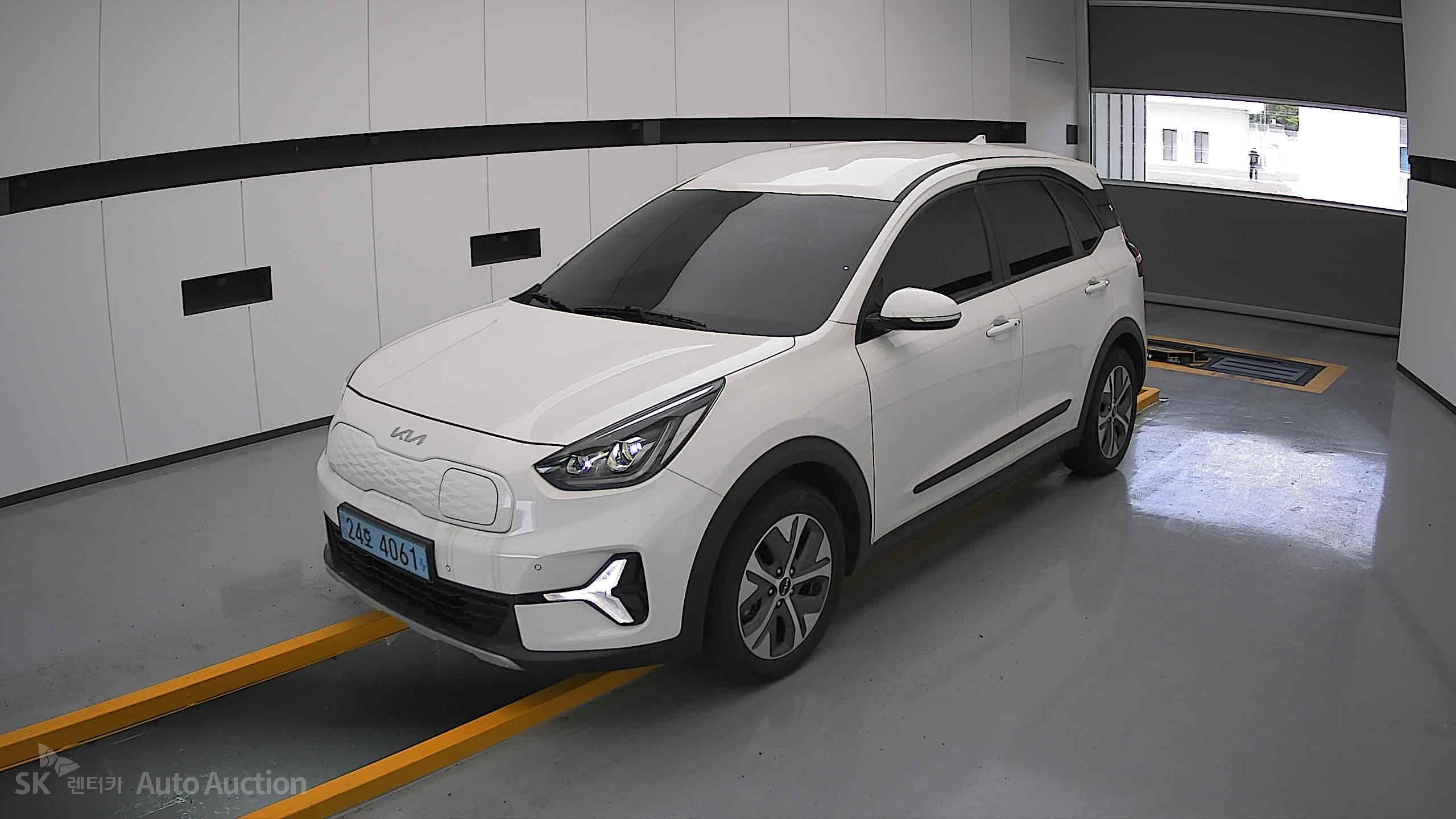 2023 - kia niro