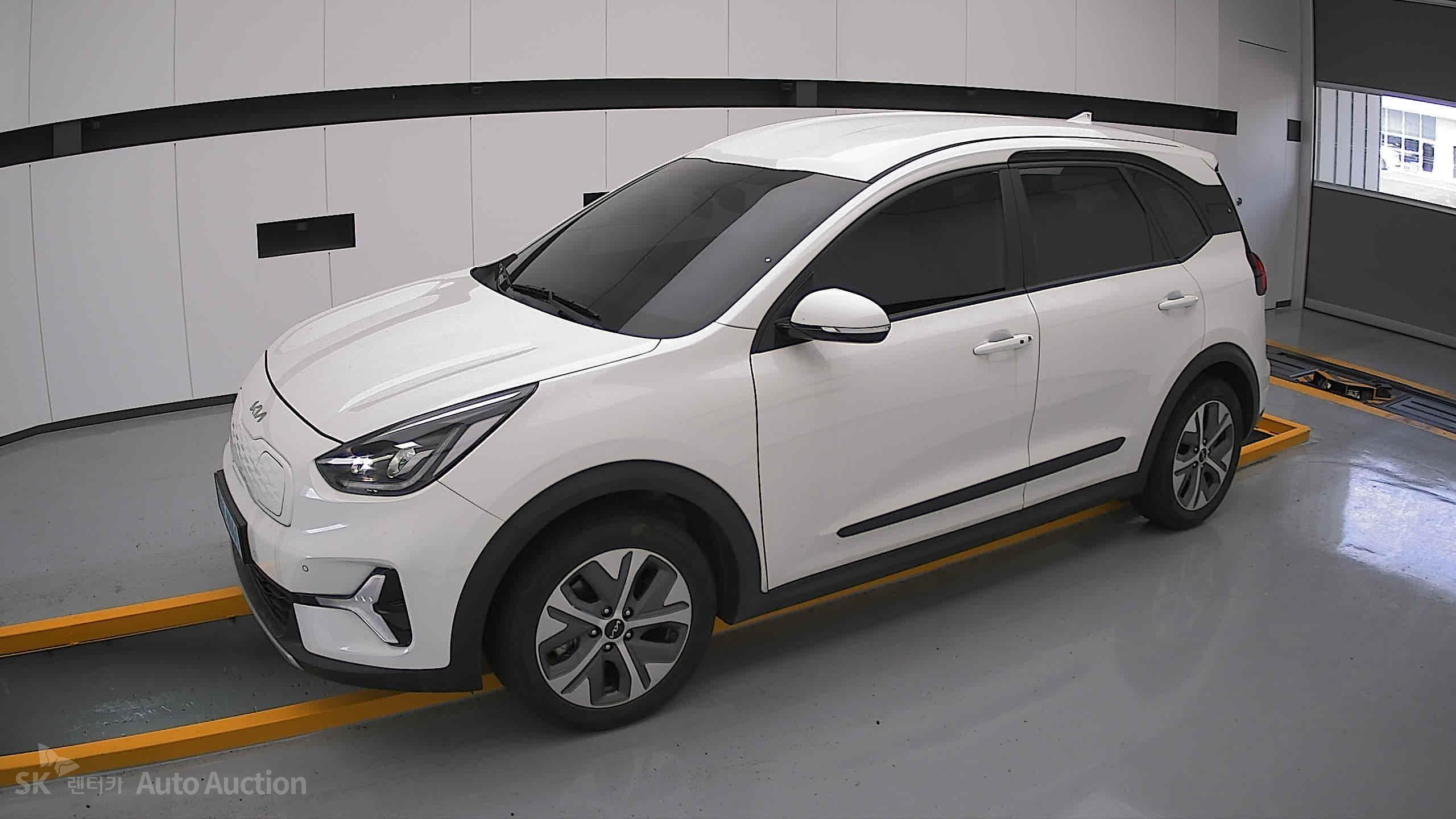 2023 - kia niro