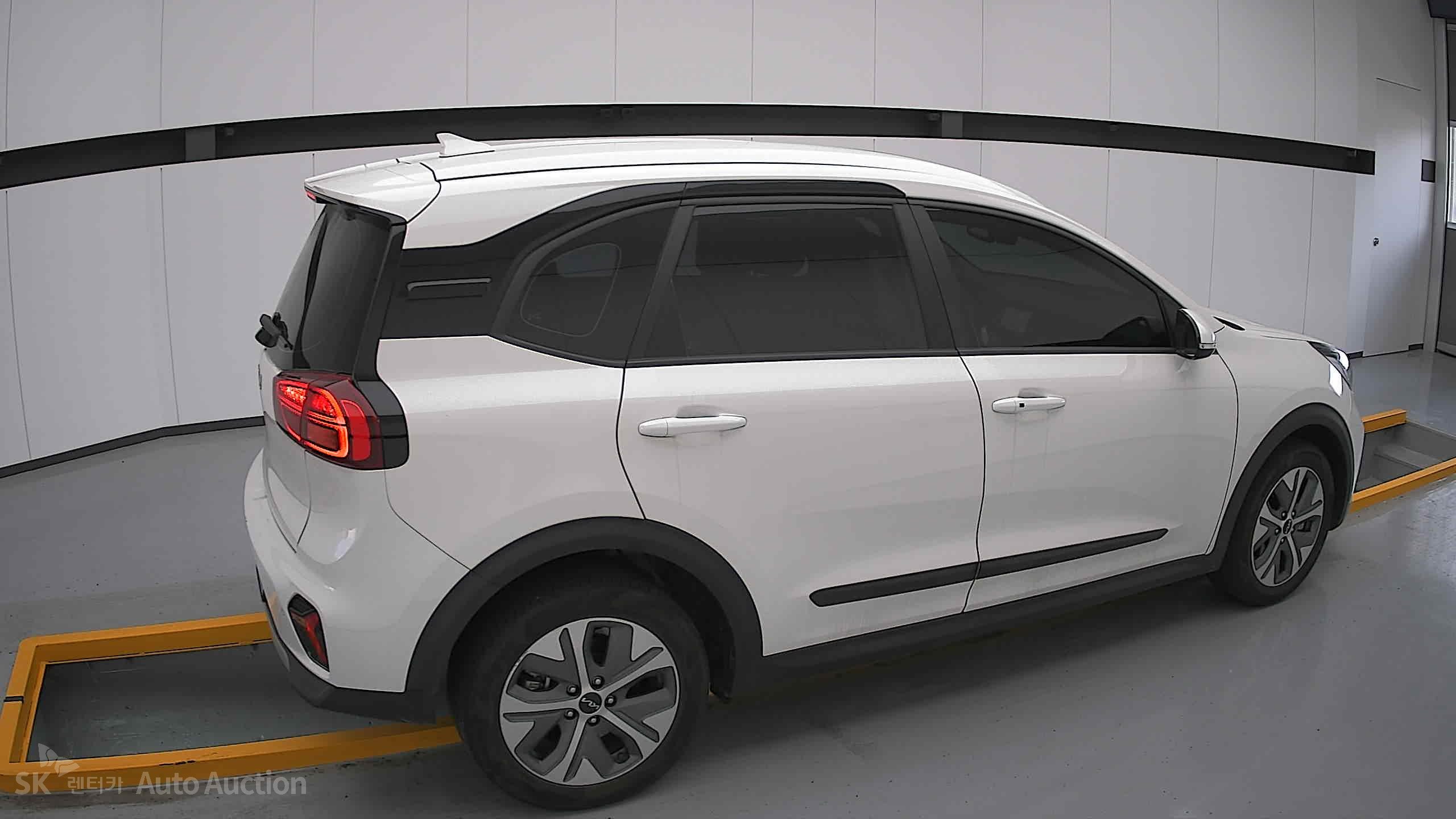 2023 - kia niro