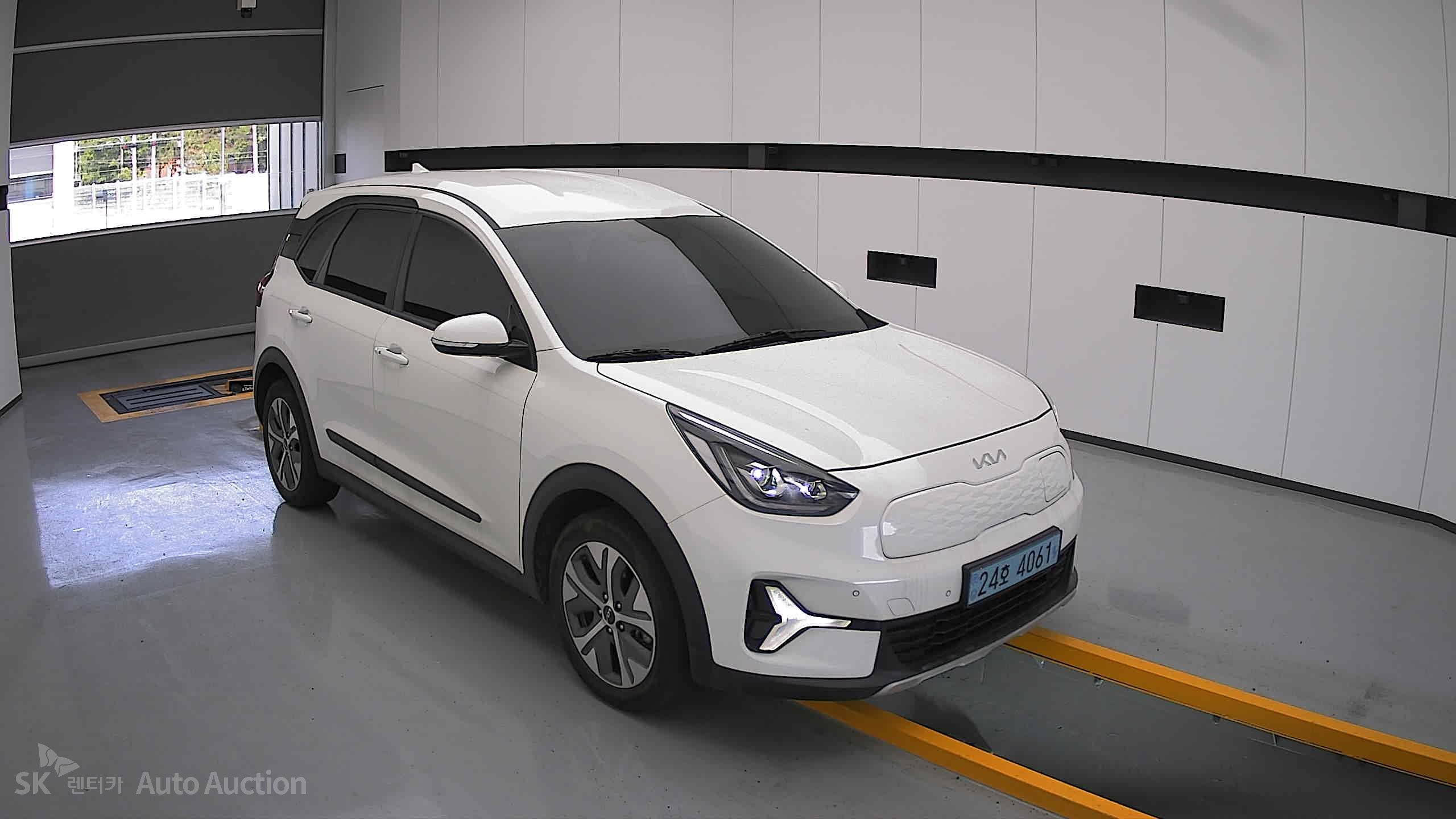 2023 - kia niro
