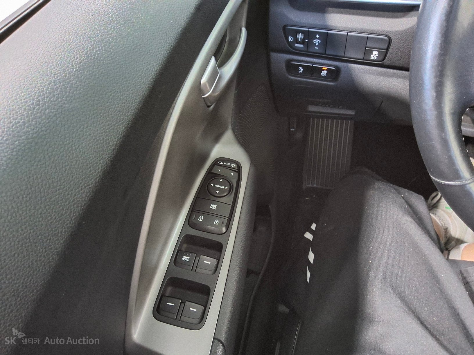2023 - kia niro