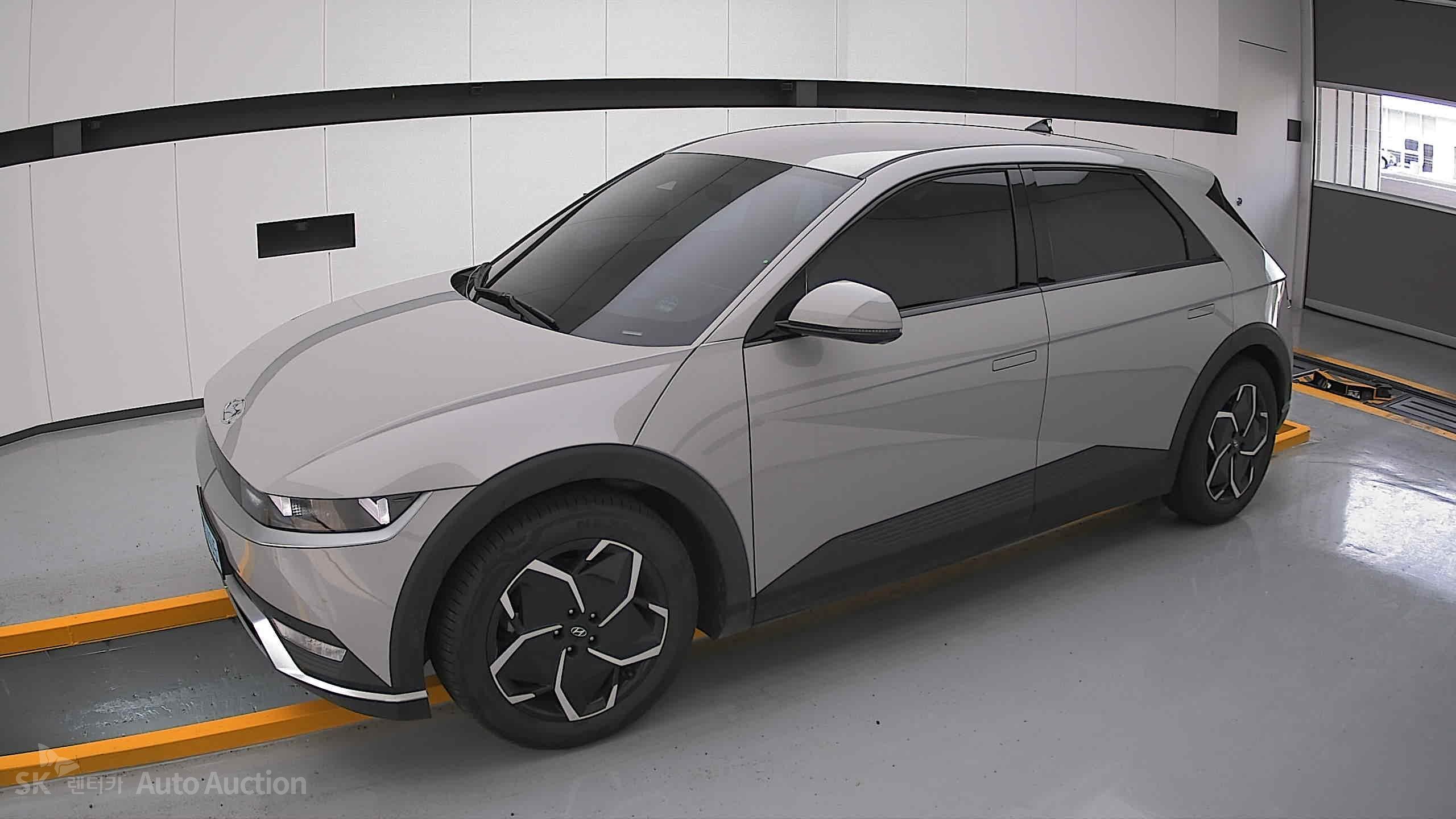 2022 - hyundai ioniq