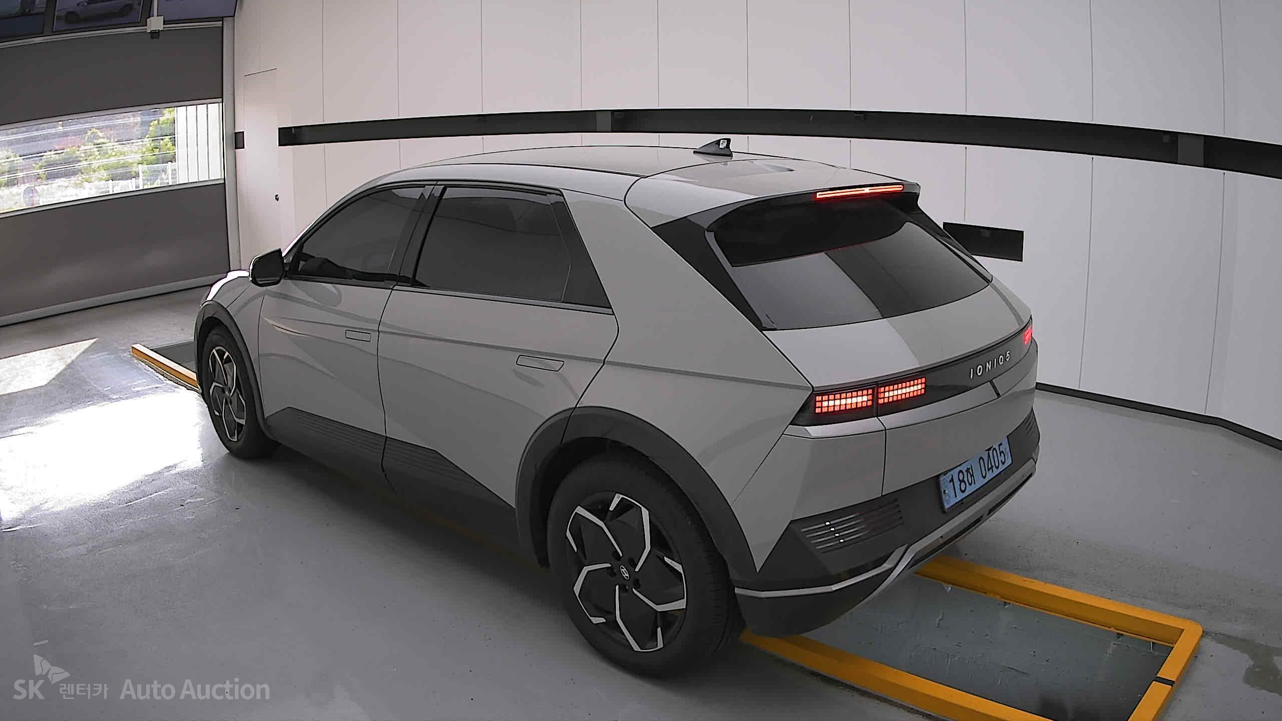 2022 - hyundai ioniq