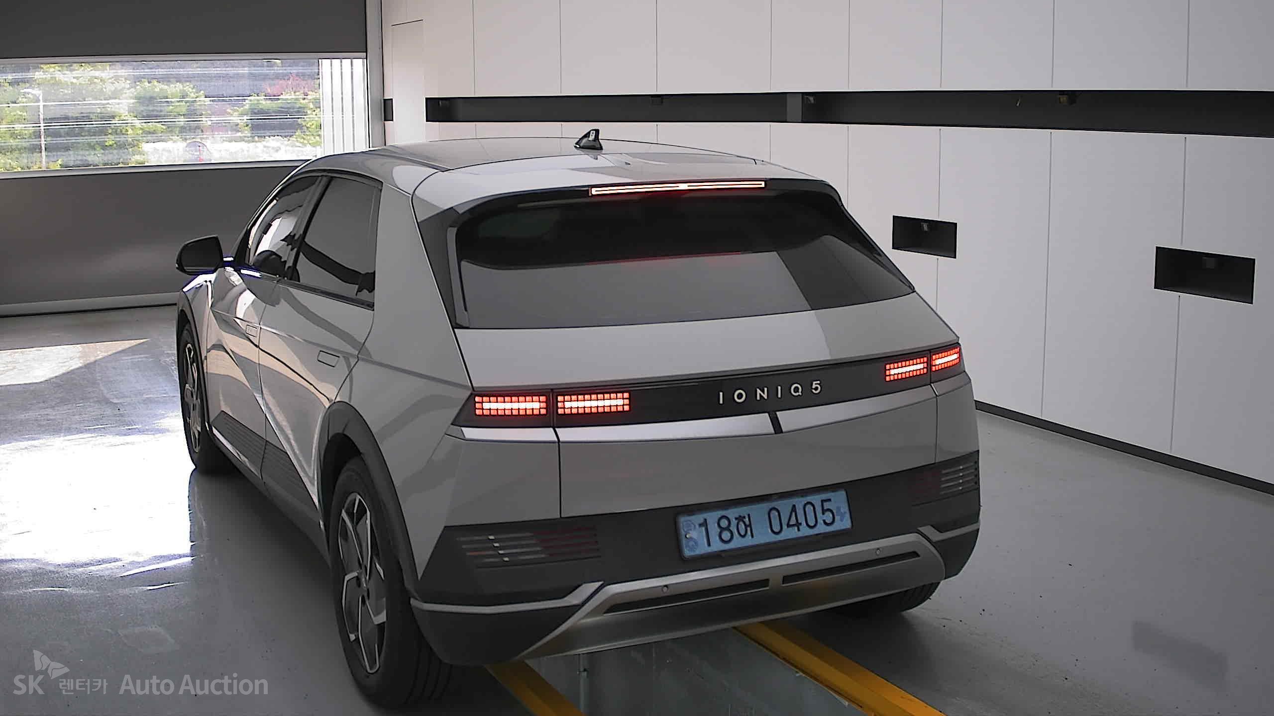 2022 - hyundai ioniq