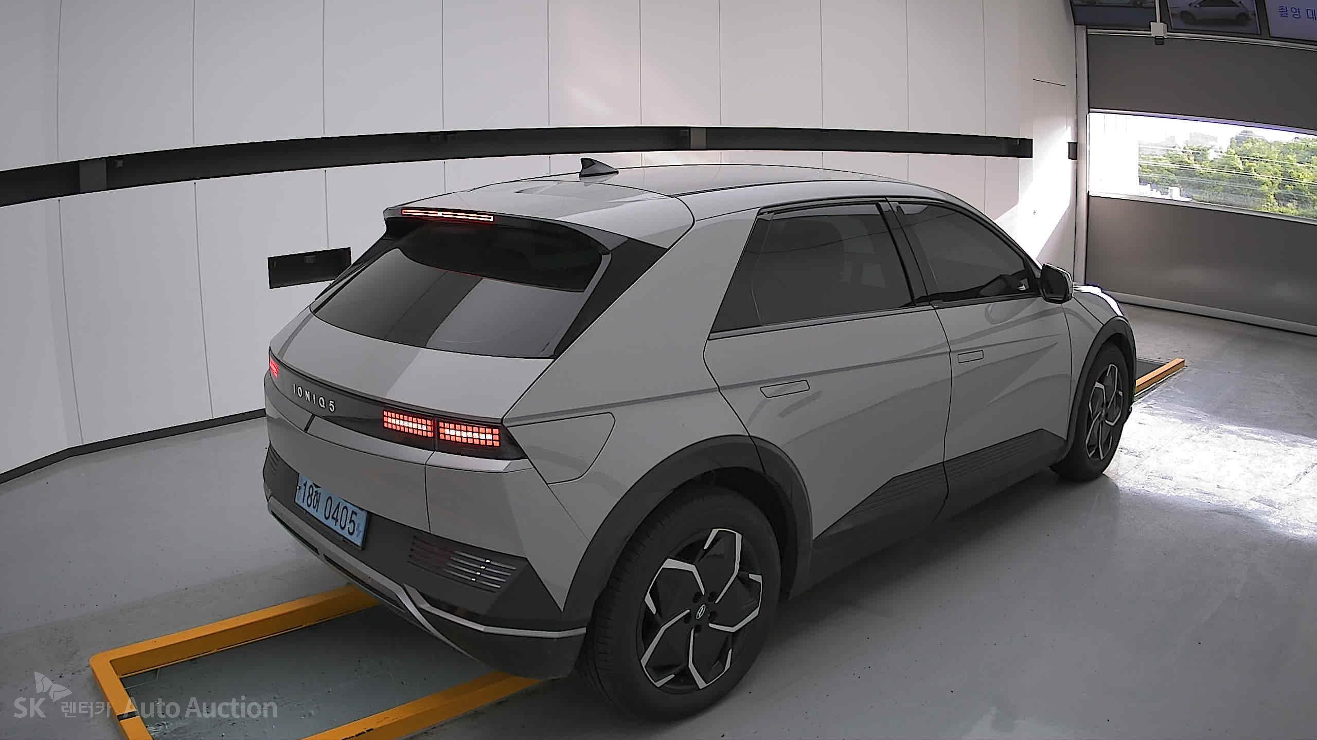 2022 - hyundai ioniq