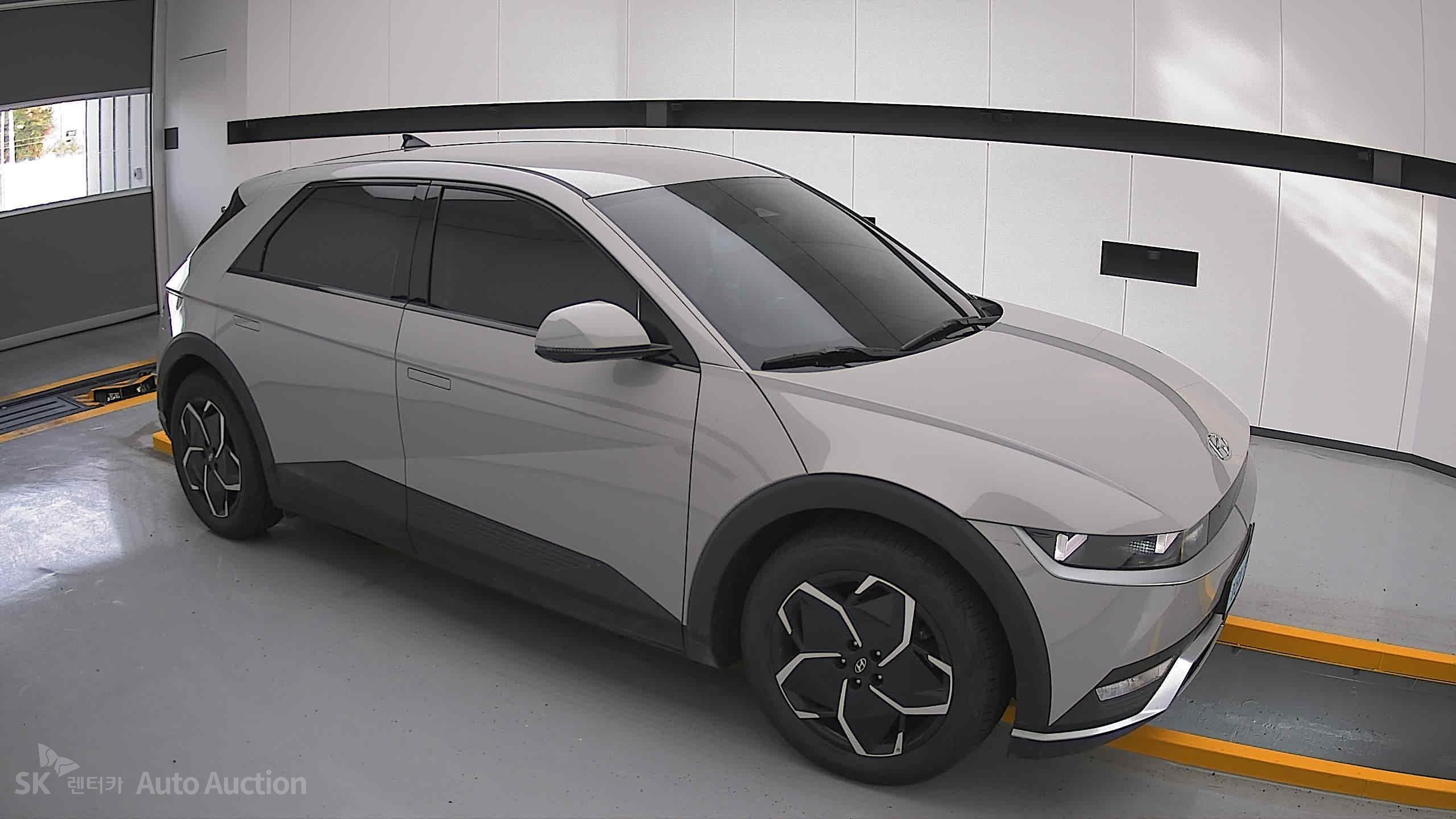 2022 - hyundai ioniq