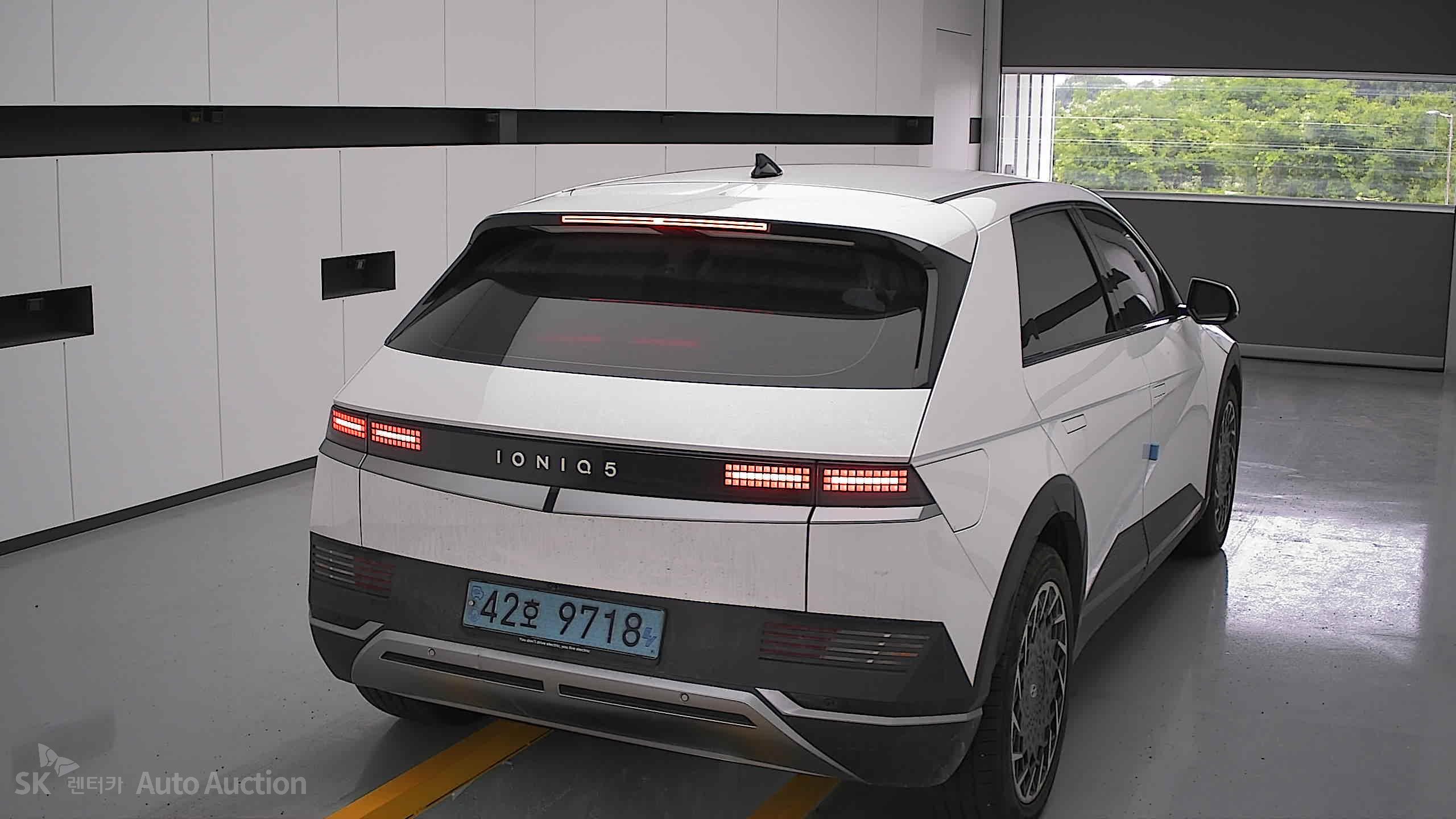 2023 - hyundai ioniq