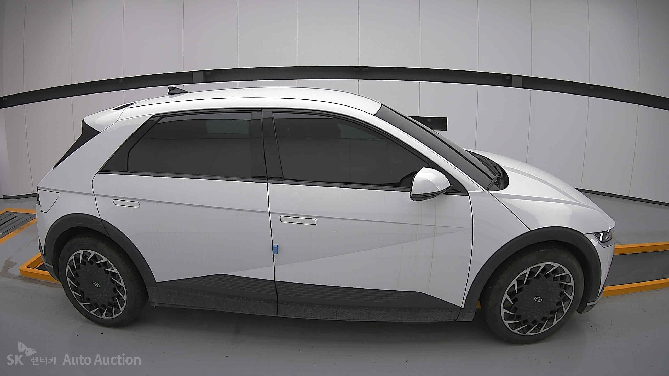 2023 - hyundai ioniq